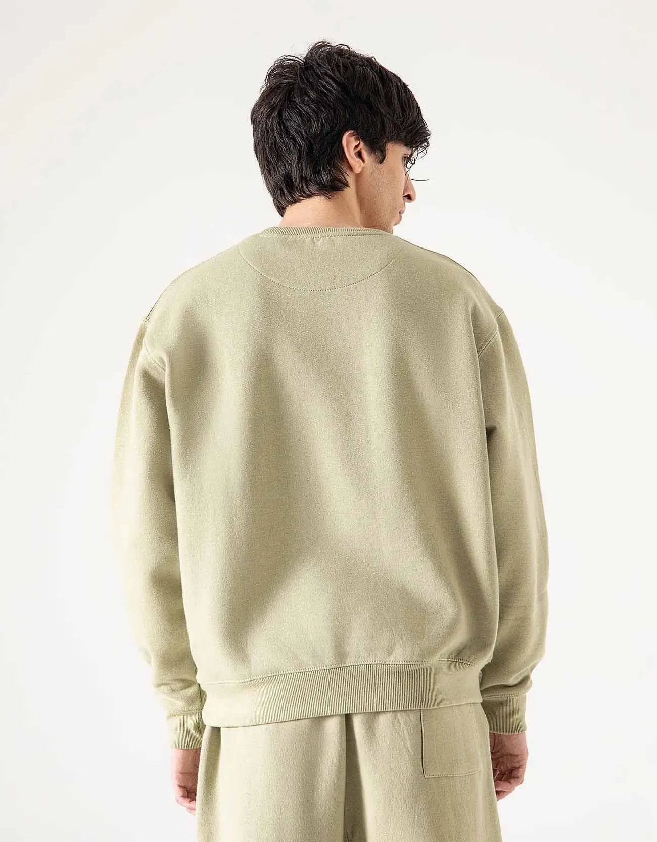 BASIC FLEECE SWEATSHIRT