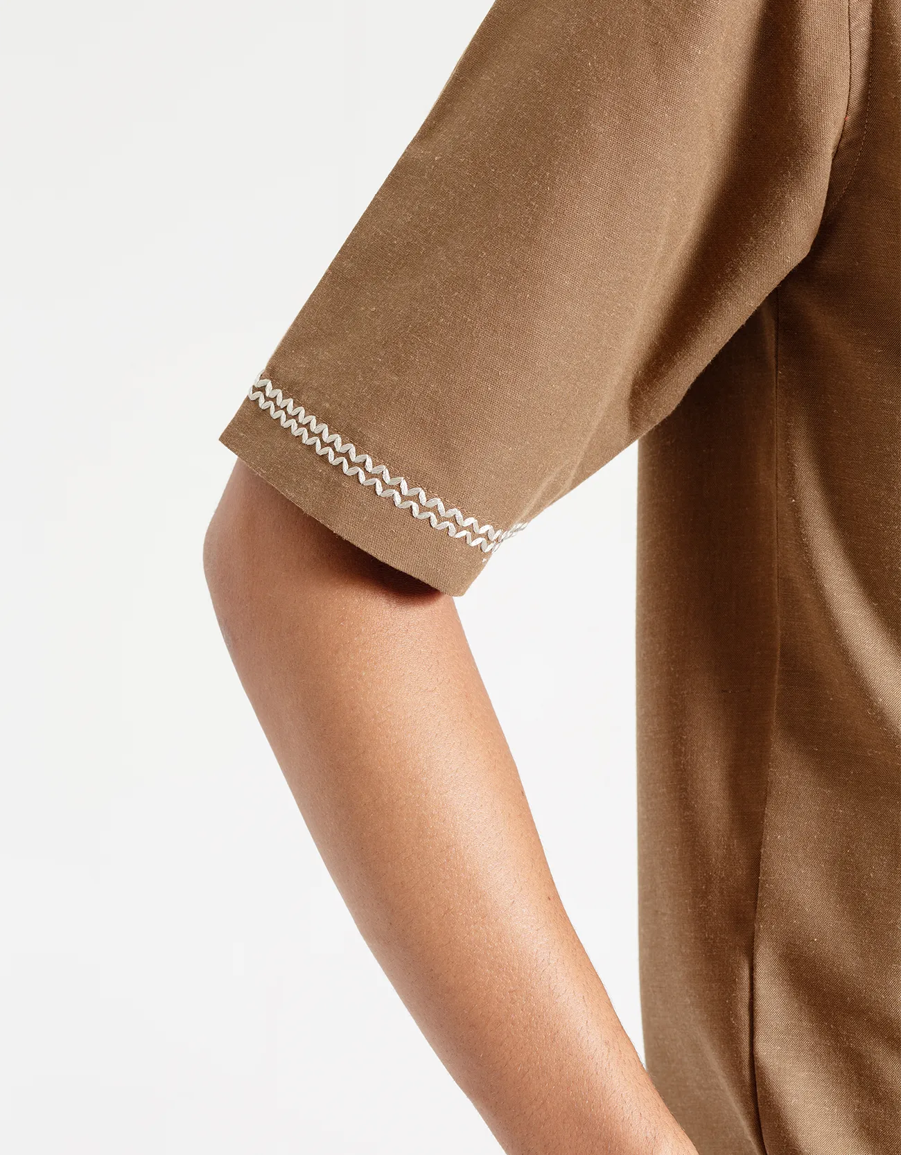 EMBROIDERY CAMP COLLAR IRISH LINEN SHIRT