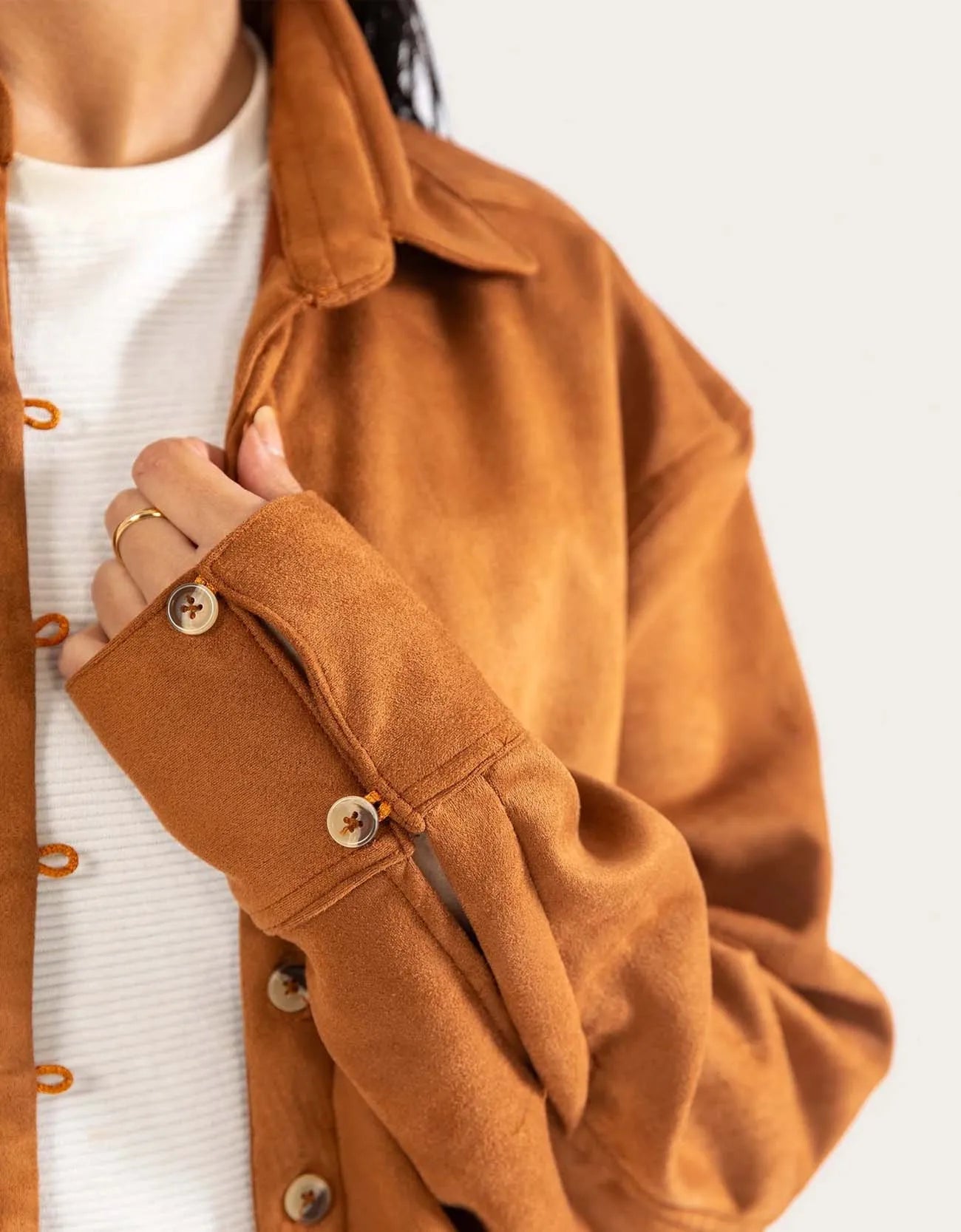 CLASSIC SUEDE BUTTON DOWN SHIRT