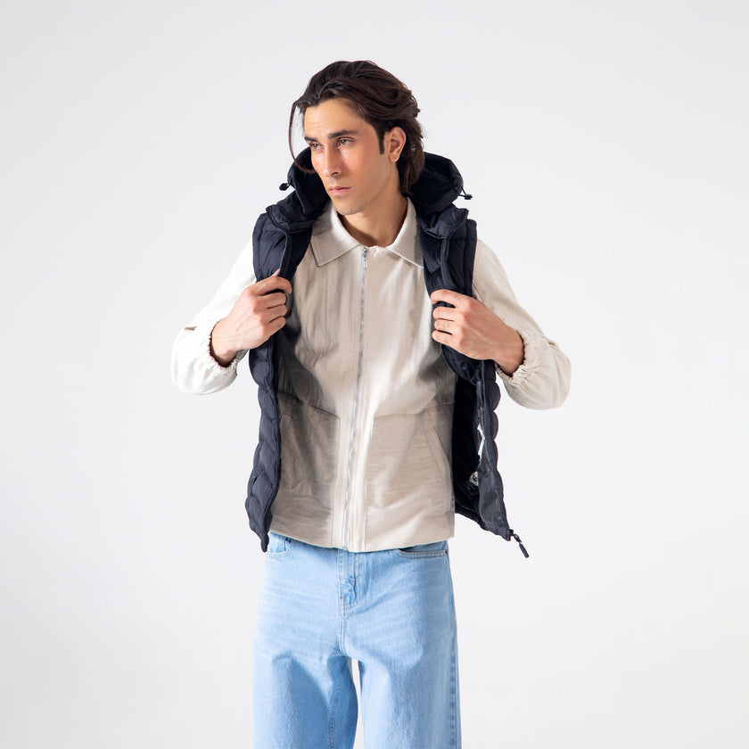 HOODED PUFFER VEST