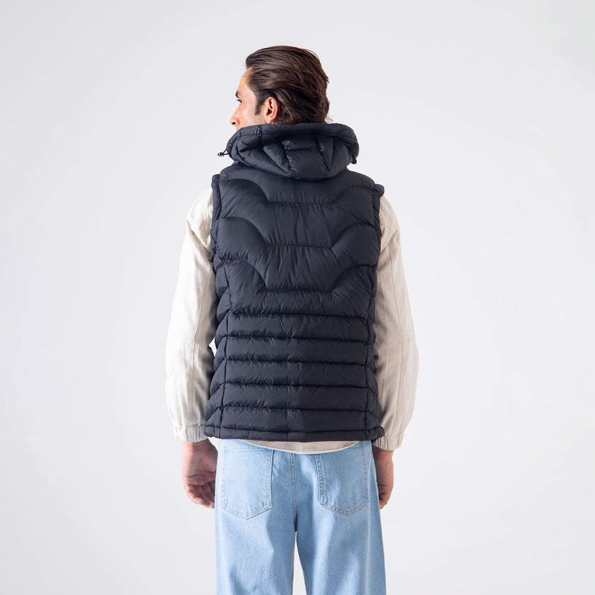 HOODED PUFFER VEST