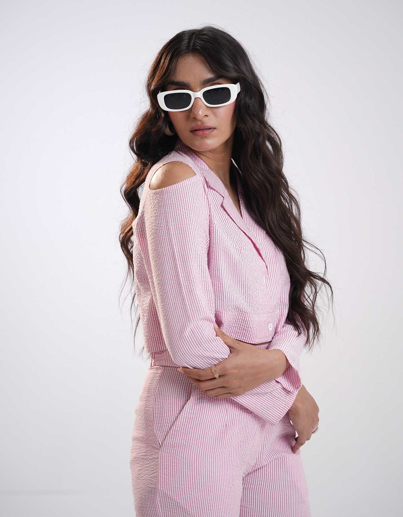 TEXTURED STRIPED CROPPED BLAZER