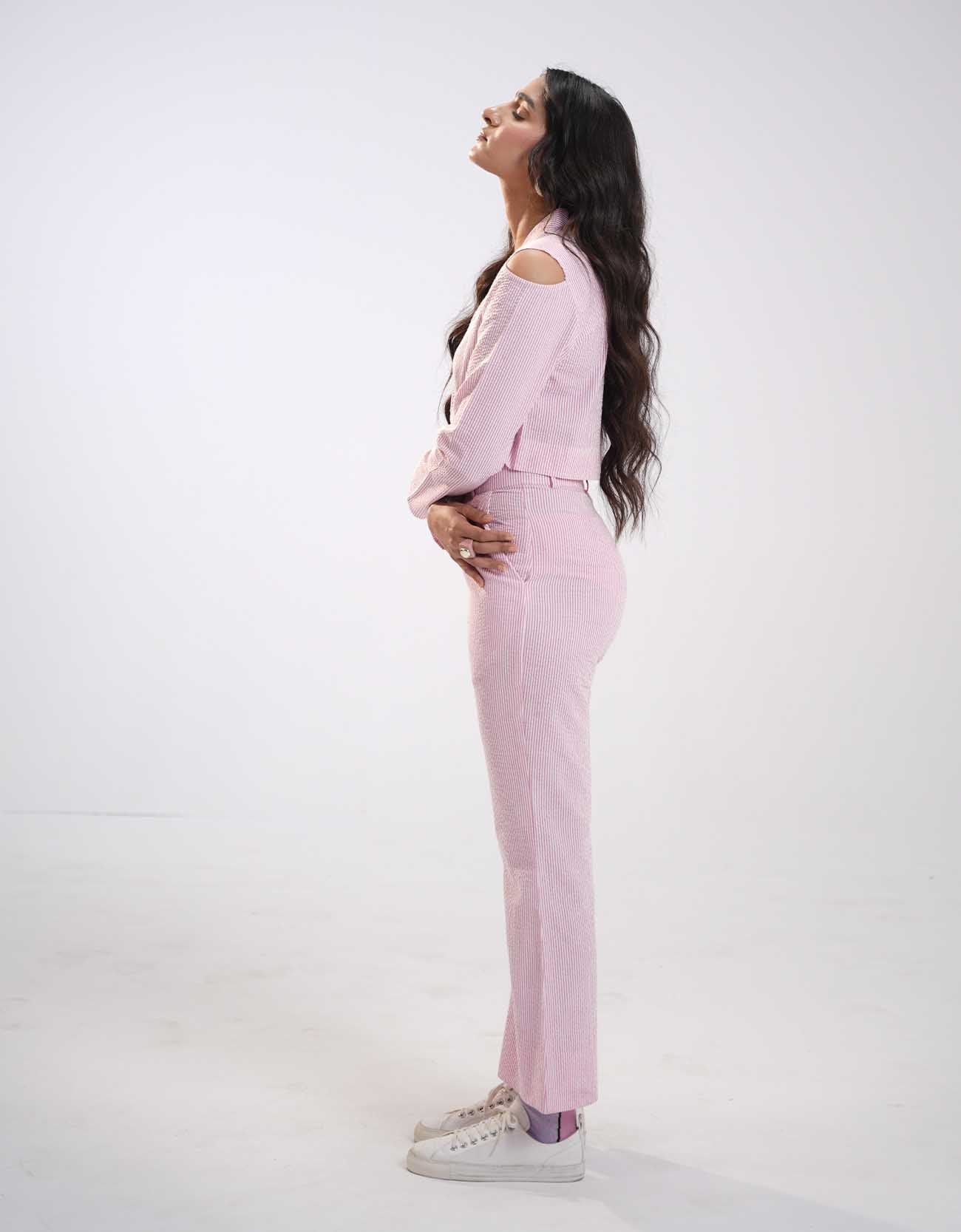 TEXTURED STRIPED CROPPED BLAZER