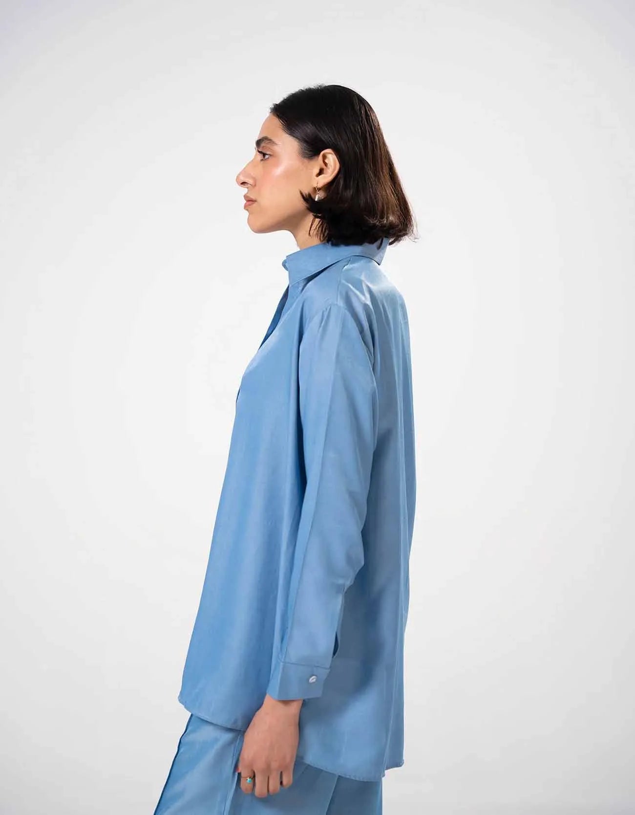 FLOWY BUTTON DOWN SHIRT