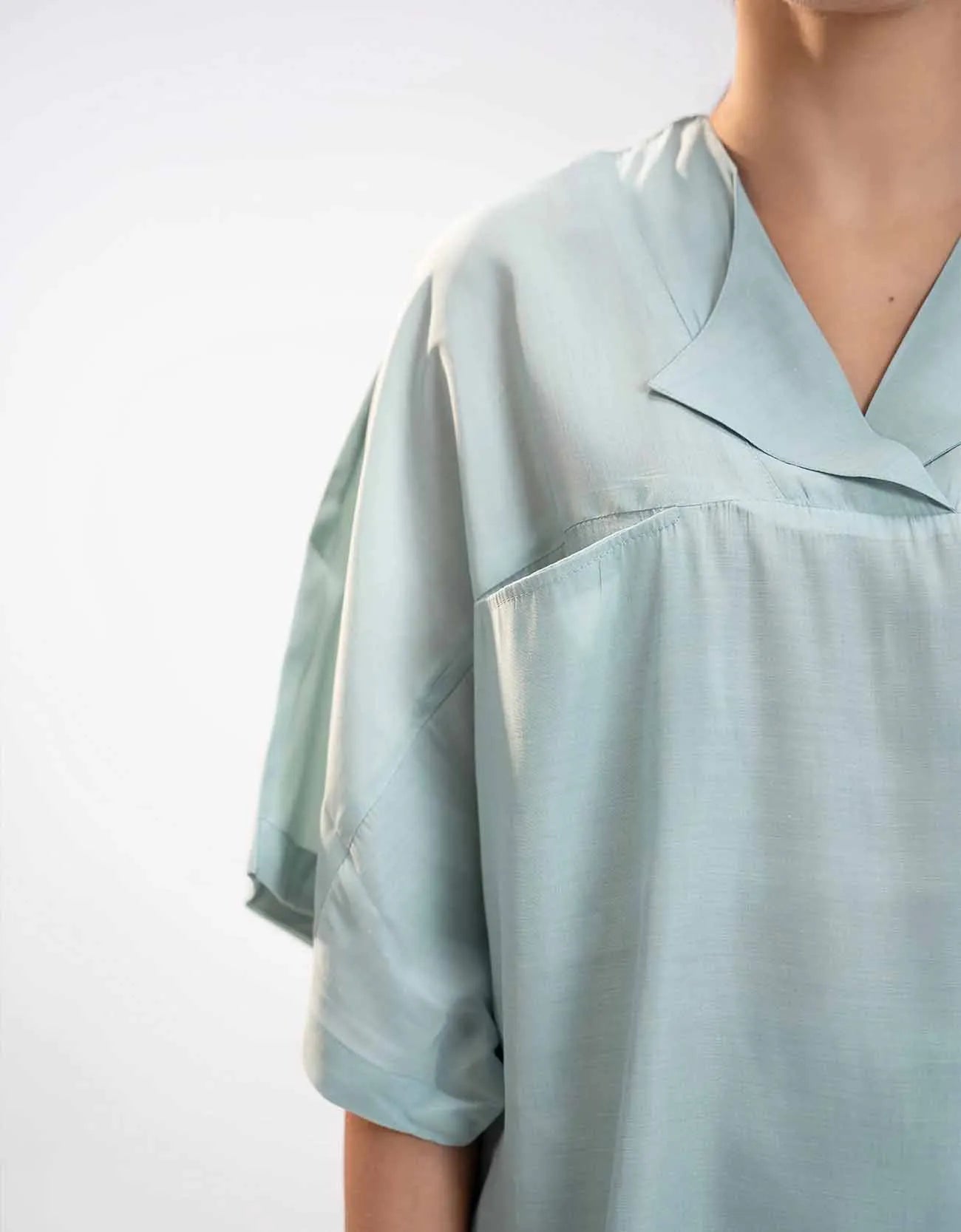 OVERSIZED SAFARI BLOUSE