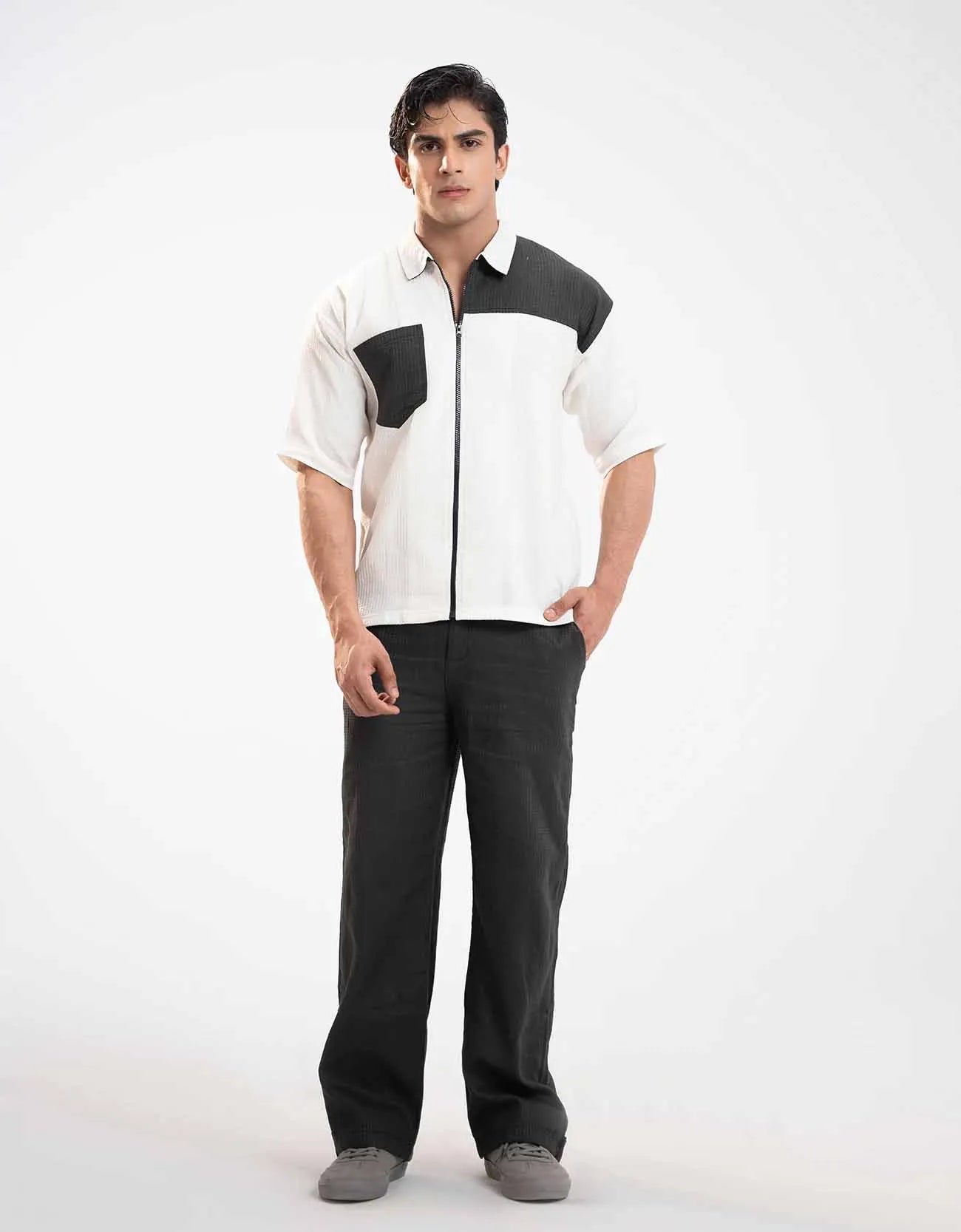 DROP SHOULDER CHEST POCKET TEE