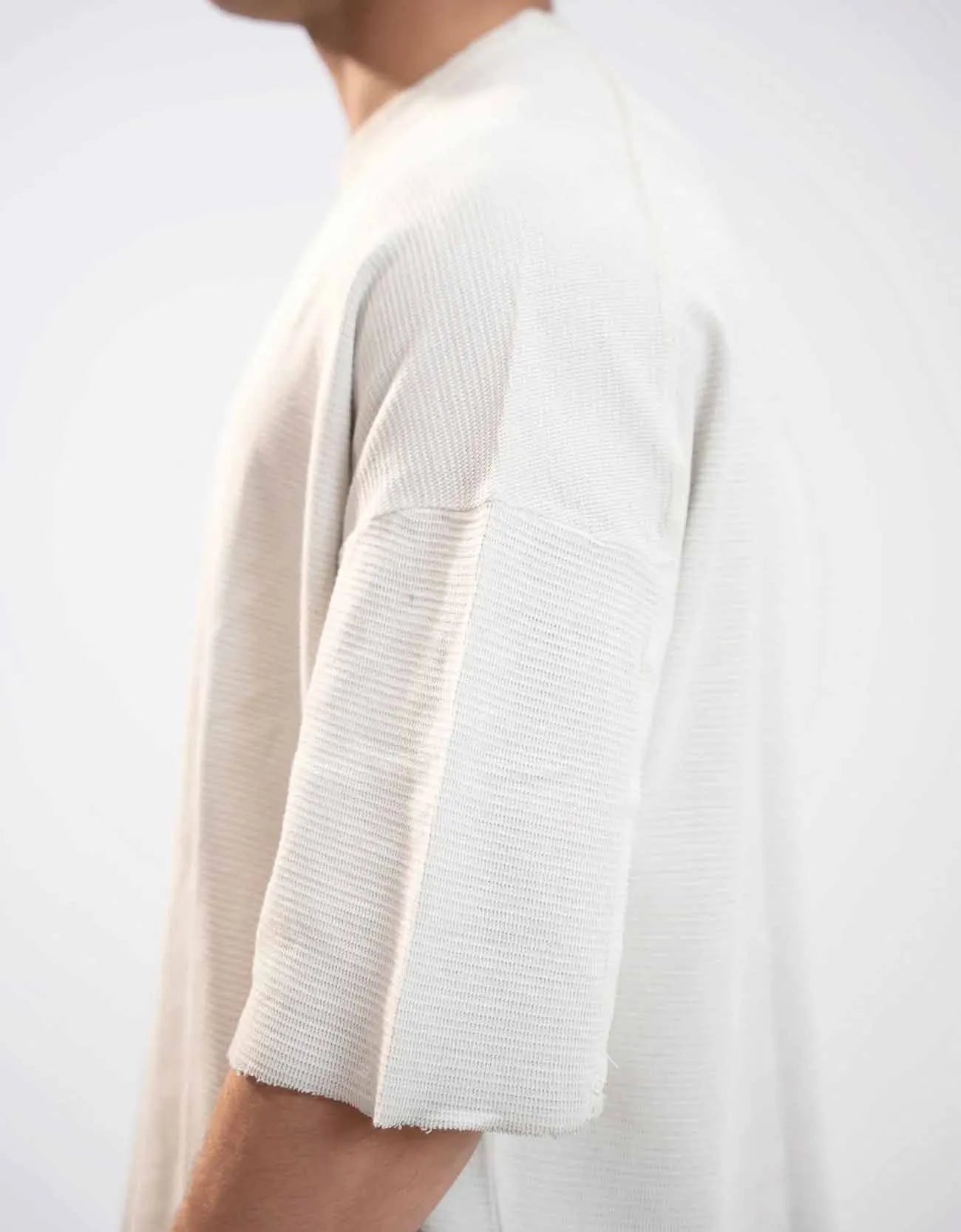 TEXTURED TIE-DYE T-SHIRT