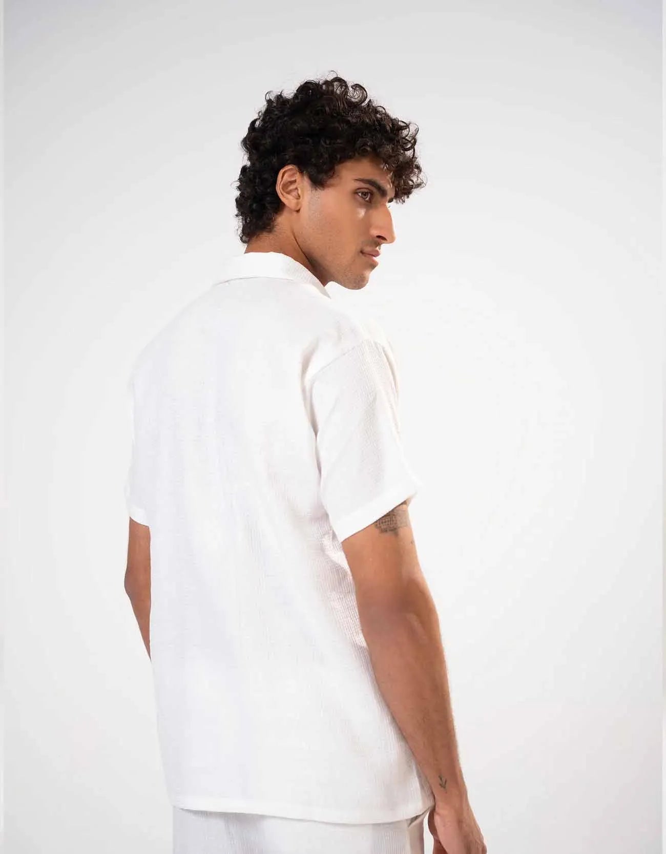 WAFFLE TEXTURED BUTTON DOWN SHIRT