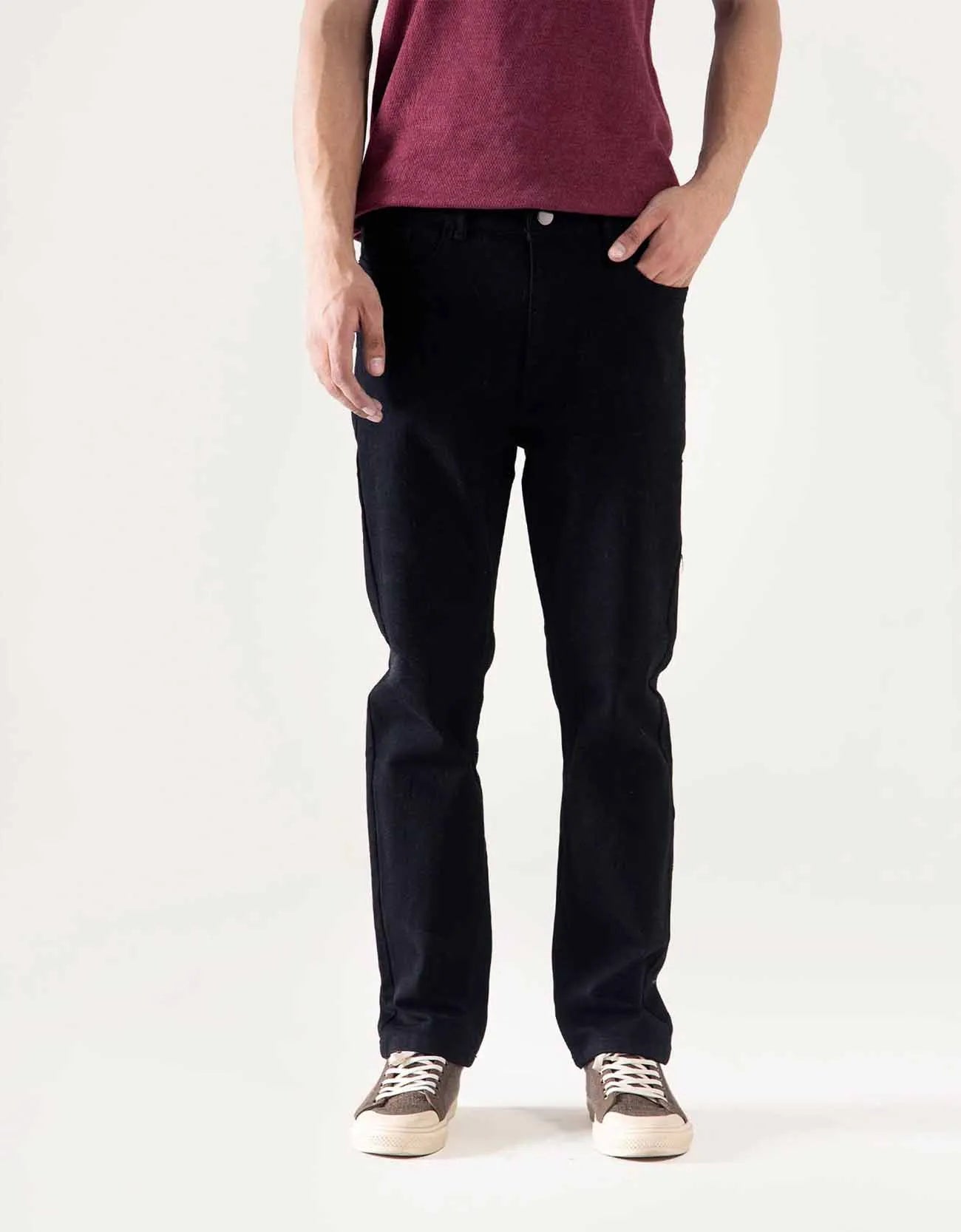 BASIC STRAIGHT JEANS