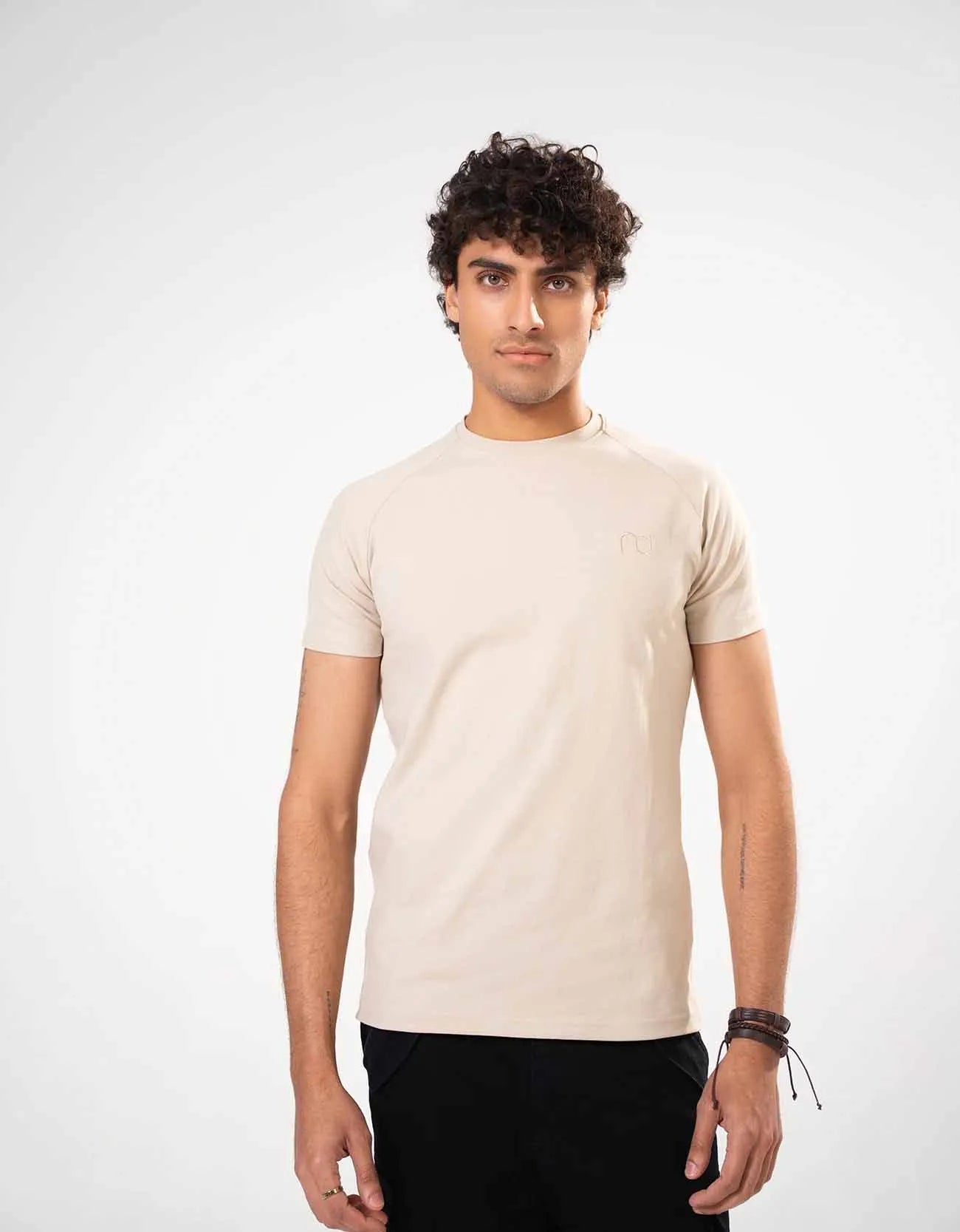 MEN'S REGULAR FIT RAGLAN SLEEVE TEE-SHIRT