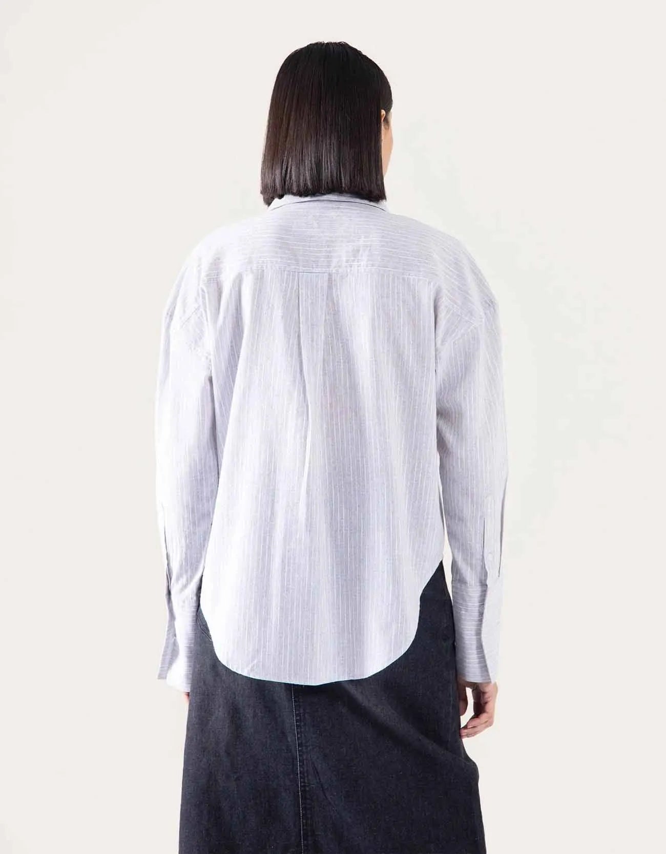 STRIPPED BUTTON DOWN SHIRT