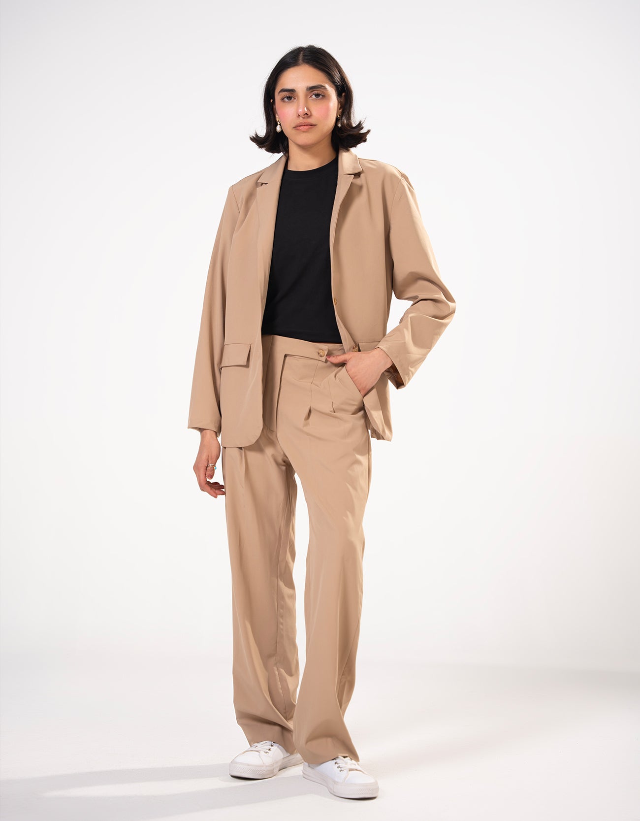 TAILORED STRAIGHT PANTS