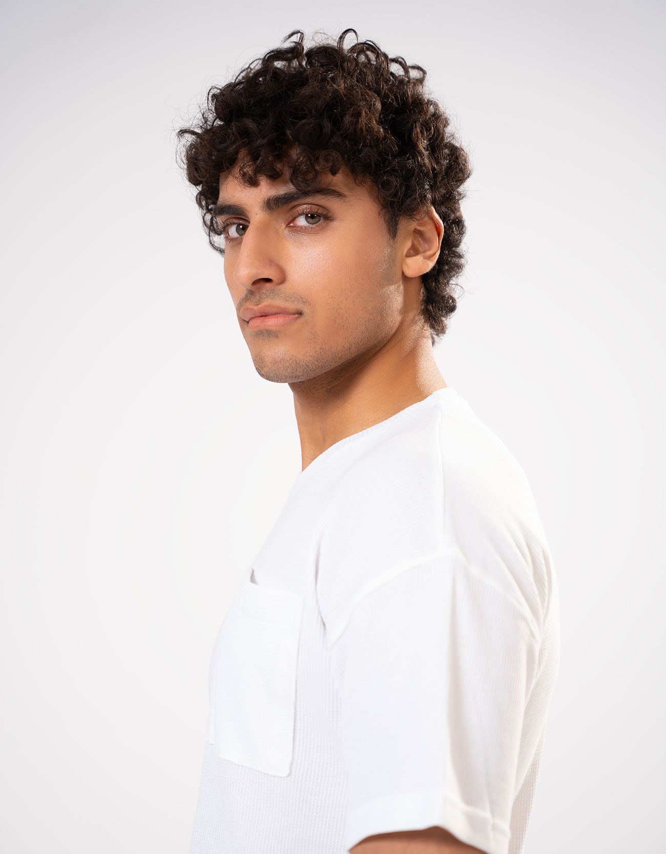 DROP SHOULDER CHEST POCKET TEE