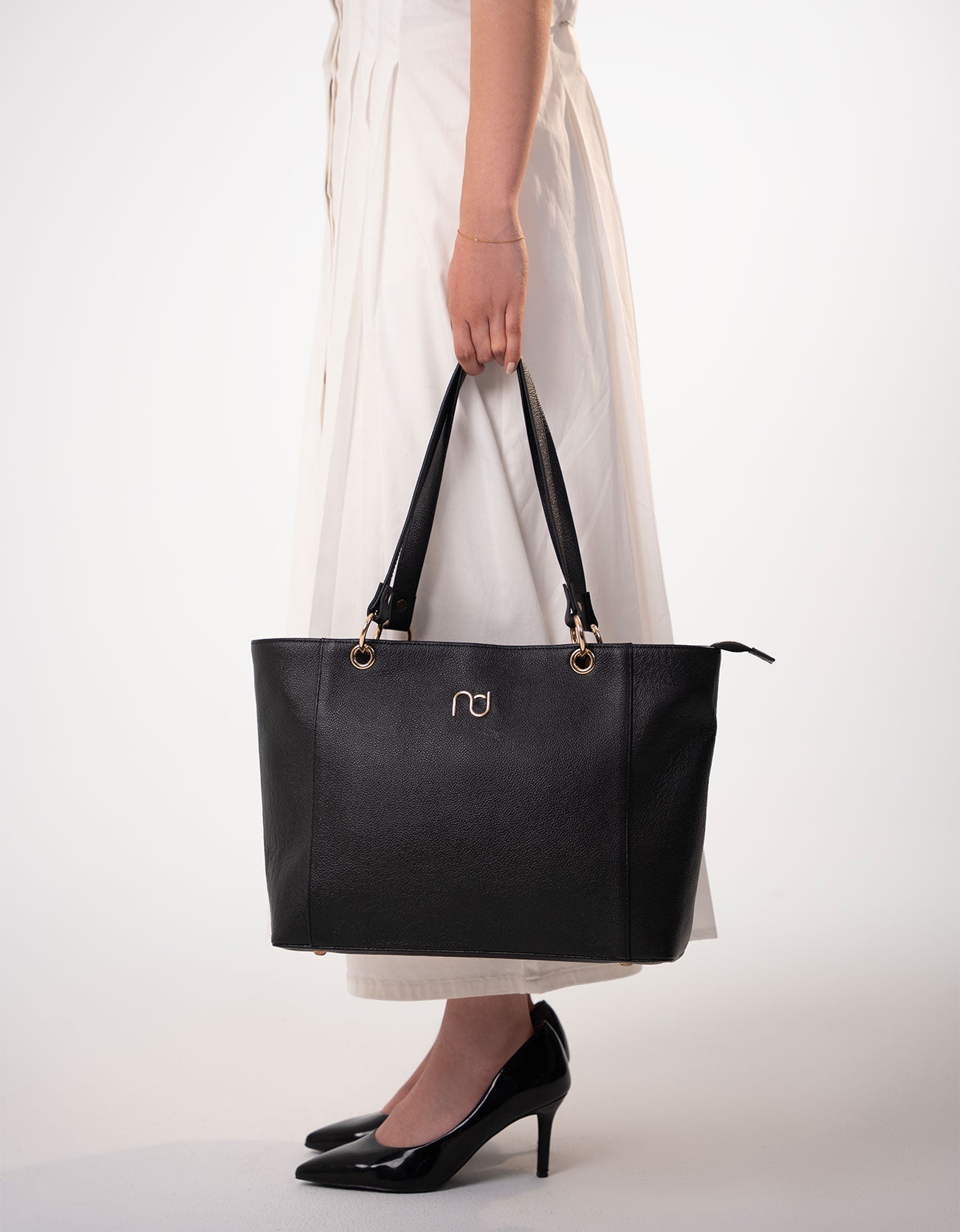 GO-TO LEATHER TOTE BAG