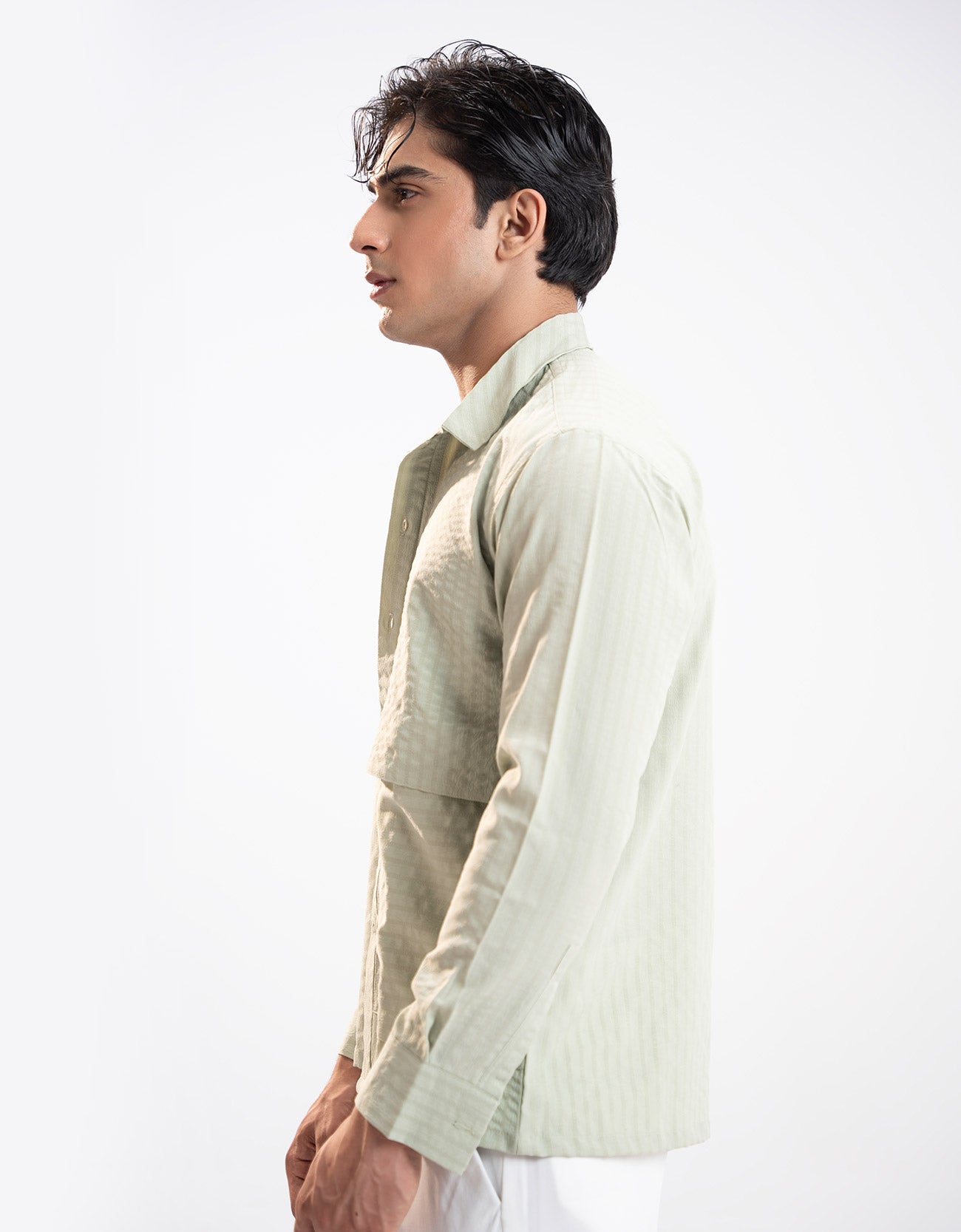 MEN’S BUTTON DOWN SHIRT WITH FLAP POCKET