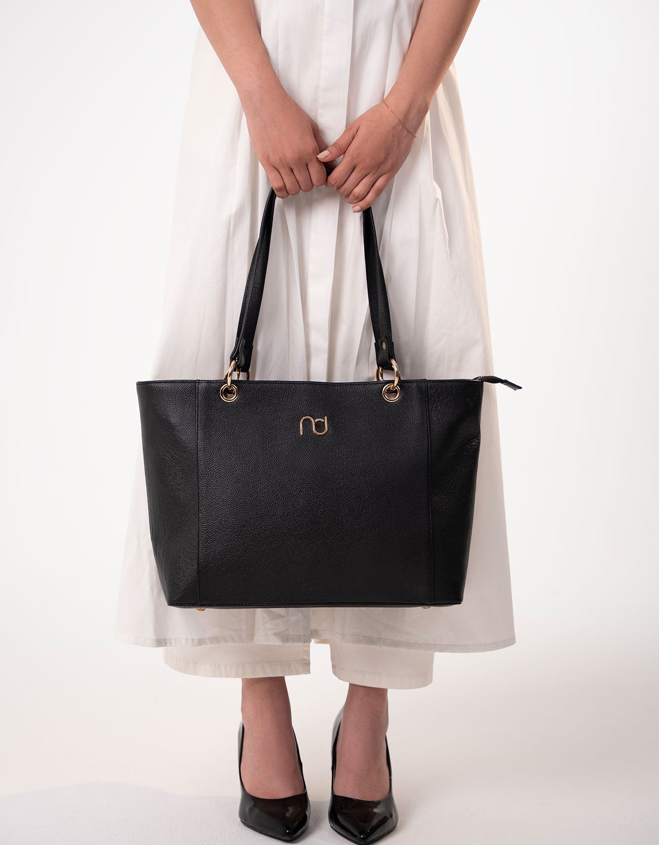 GO-TO LEATHER TOTE BAG