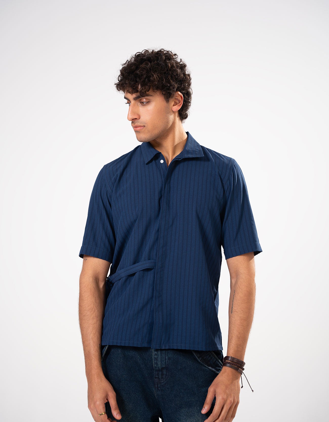BOXY FIT CROSS OVER SHIRT