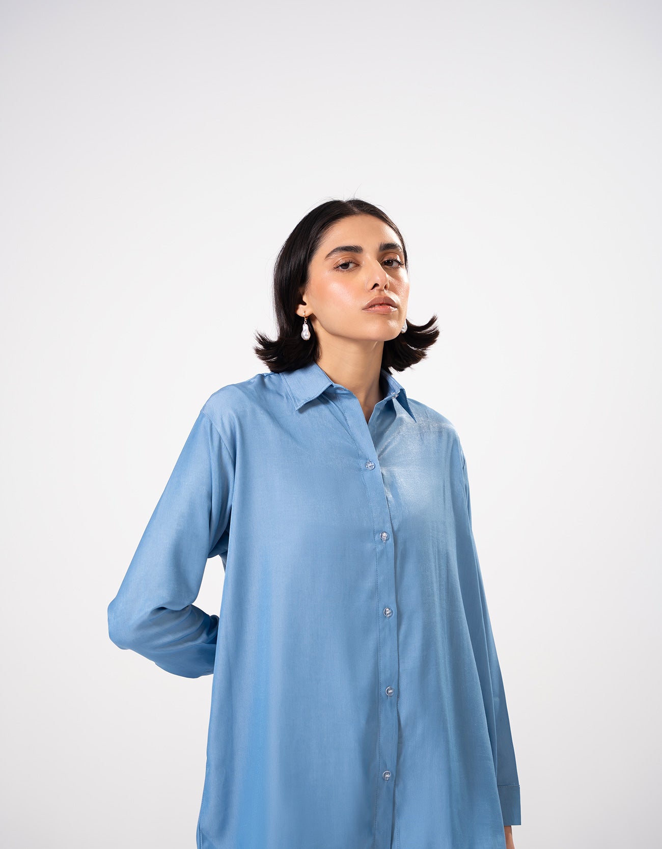 FLOWY BUTTON DOWN SHIRT