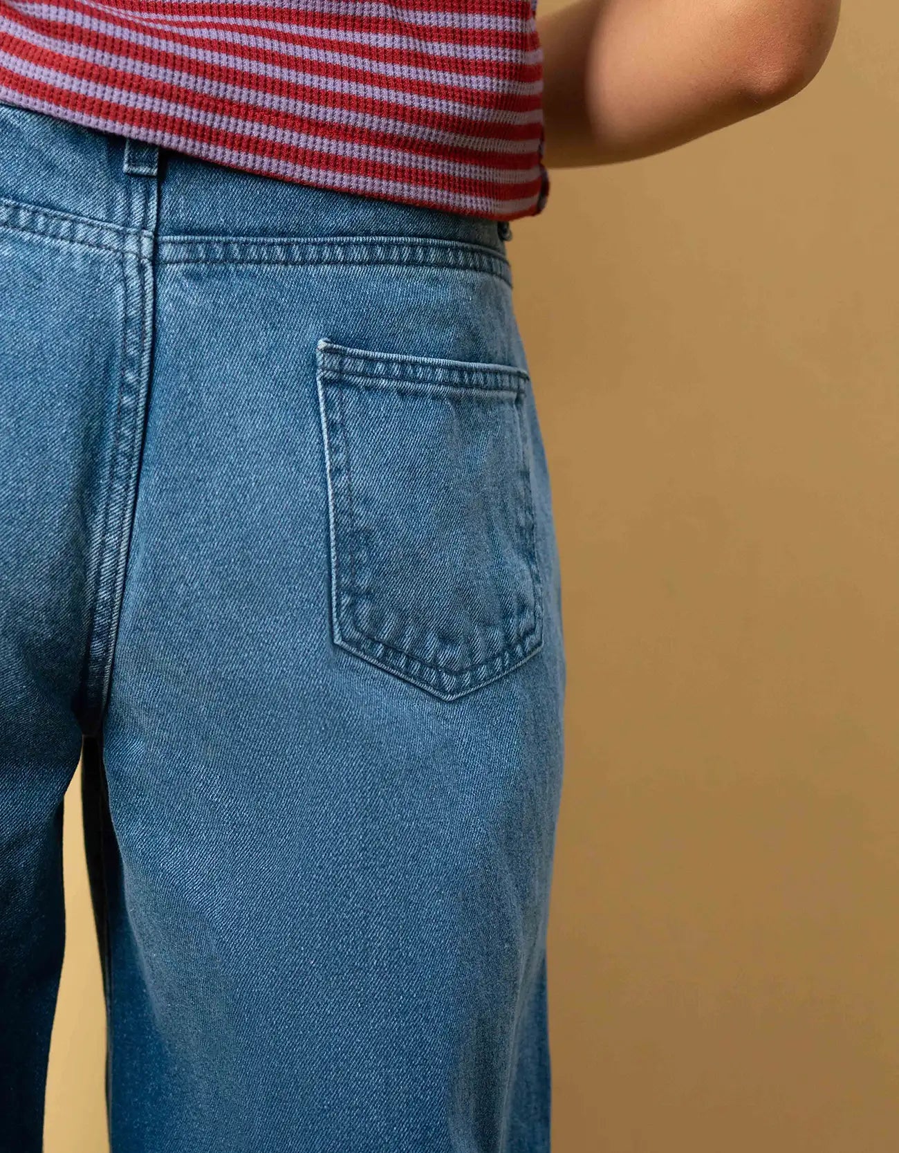 WIDE LEG BOOTCUT JEANS