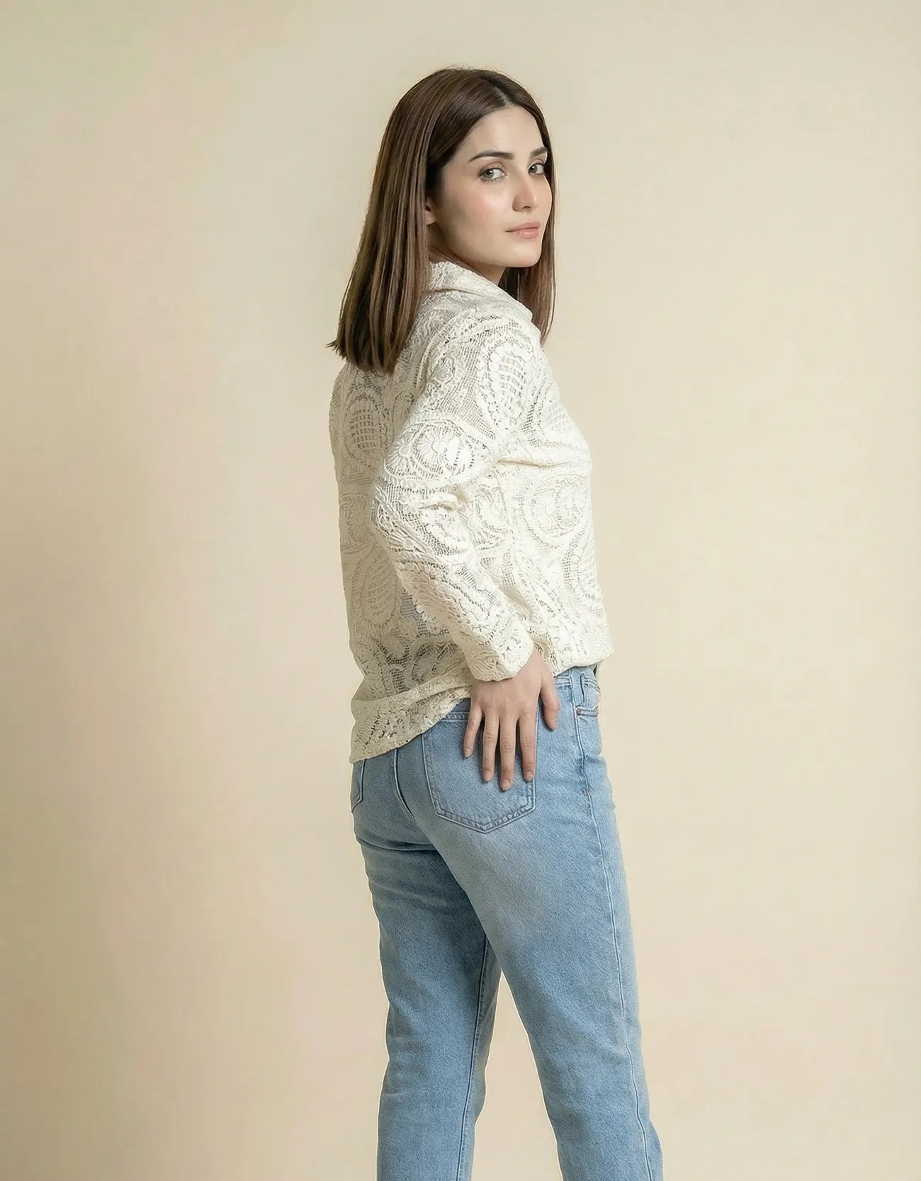 EMBROIDERED BOAT NECK SHIRT