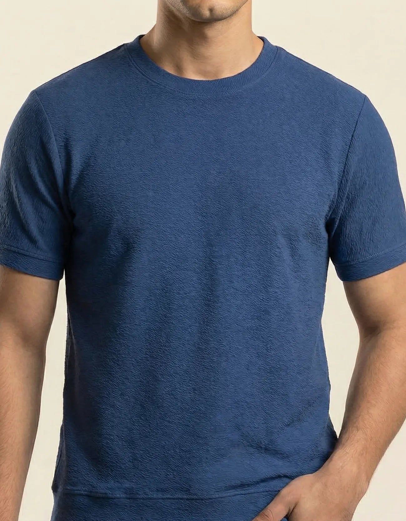 CLASSIC TEXTUTURED CREW NECK