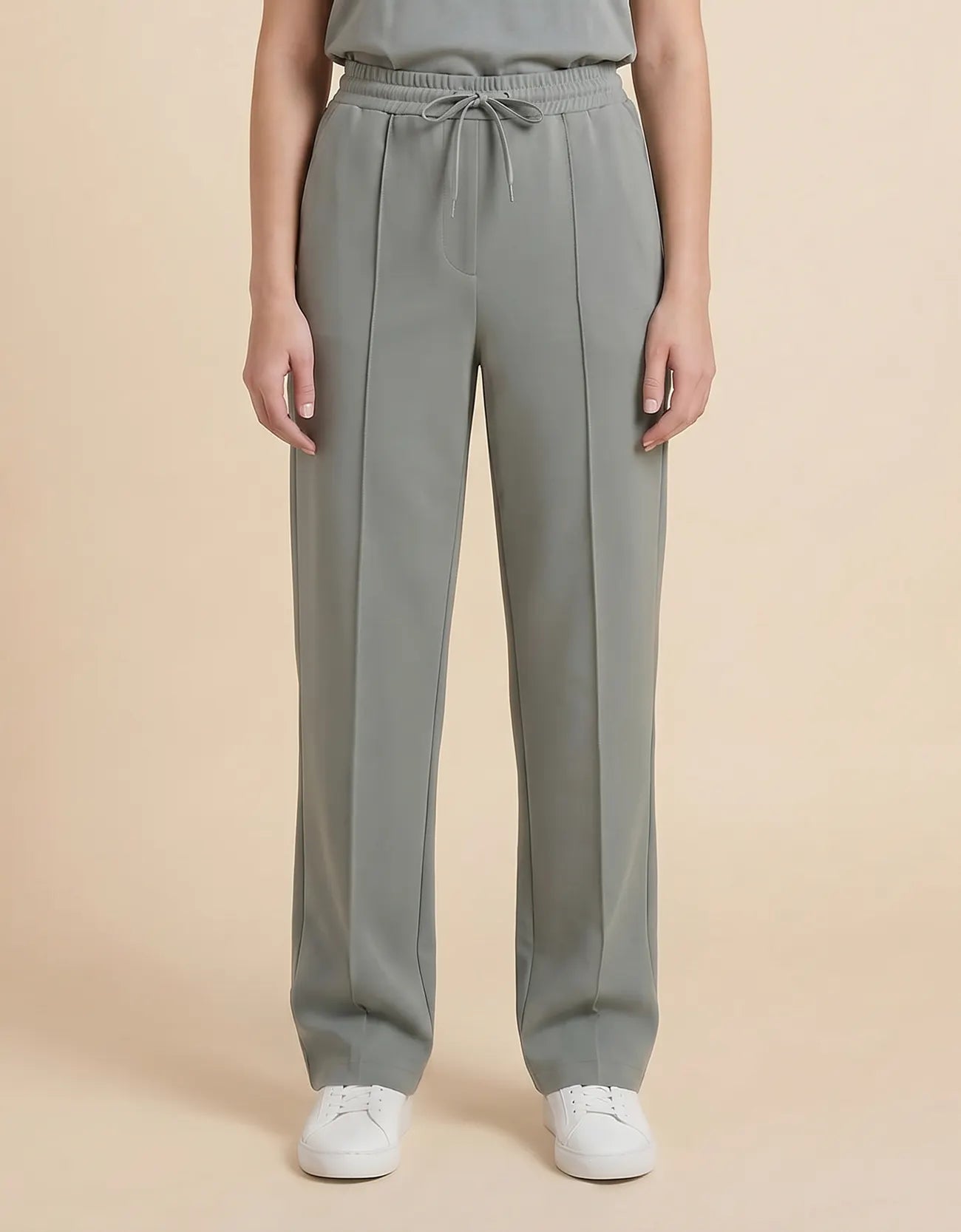 BAGGY WIDE BOTTOM TROUSERS