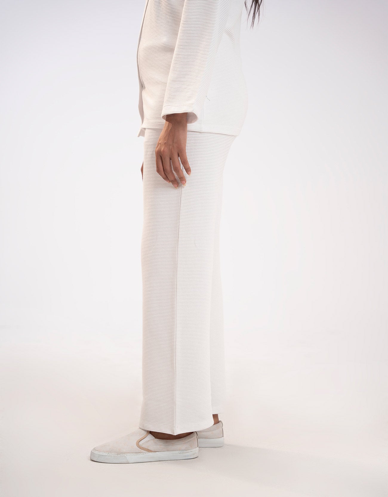 TEXTURED WIDE LEG TROUSER
