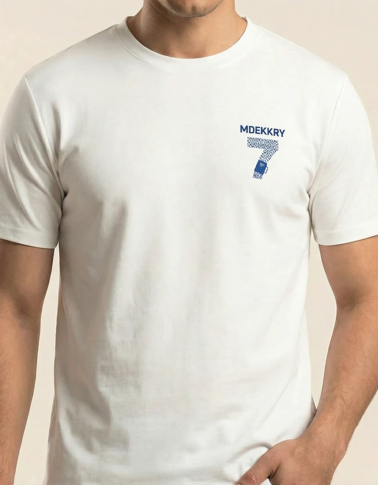 SIGNATURE SLOGAN T SHIRT