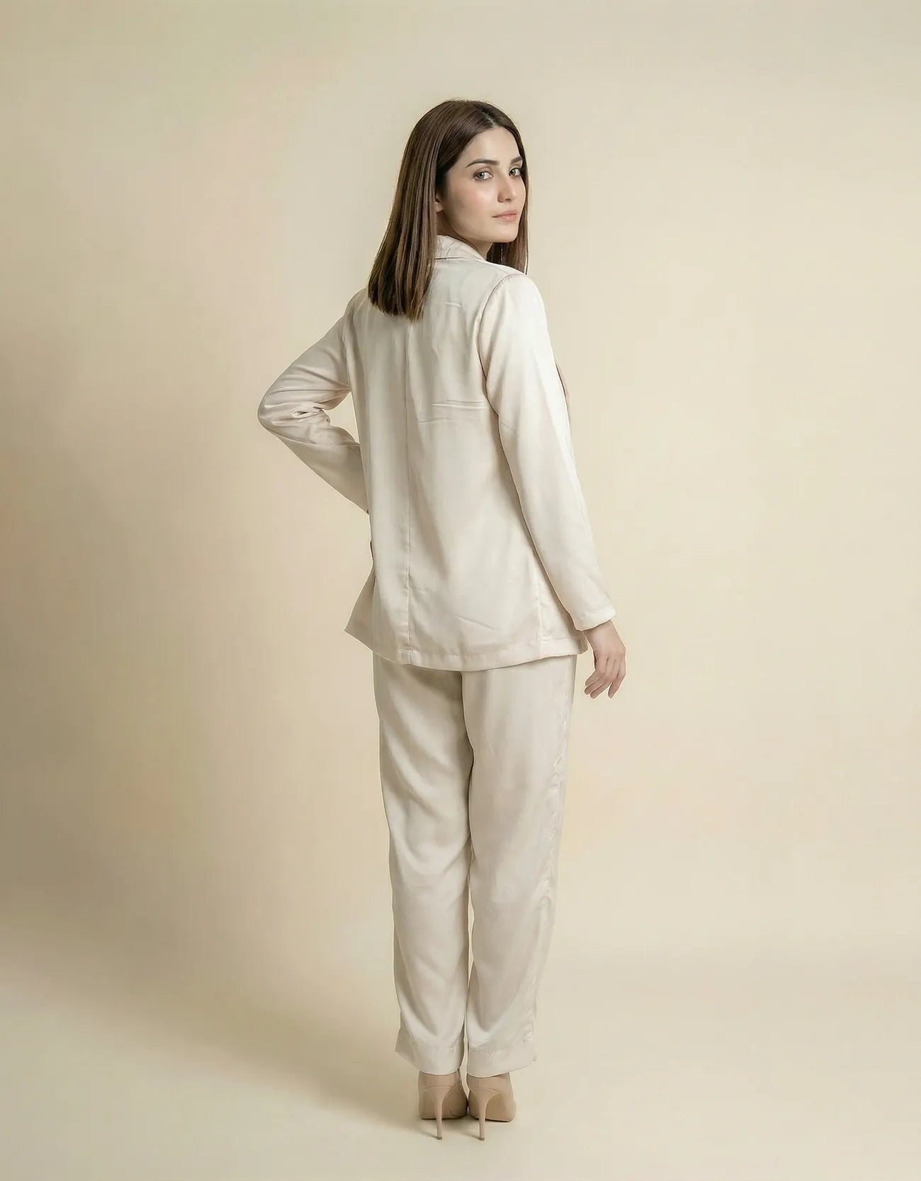 FRONT-OPEN FLOWY JACKET