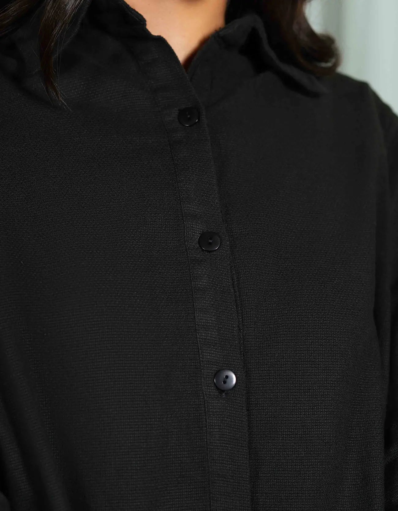 JACQUARD COLLARED BACK TALE SHIRT