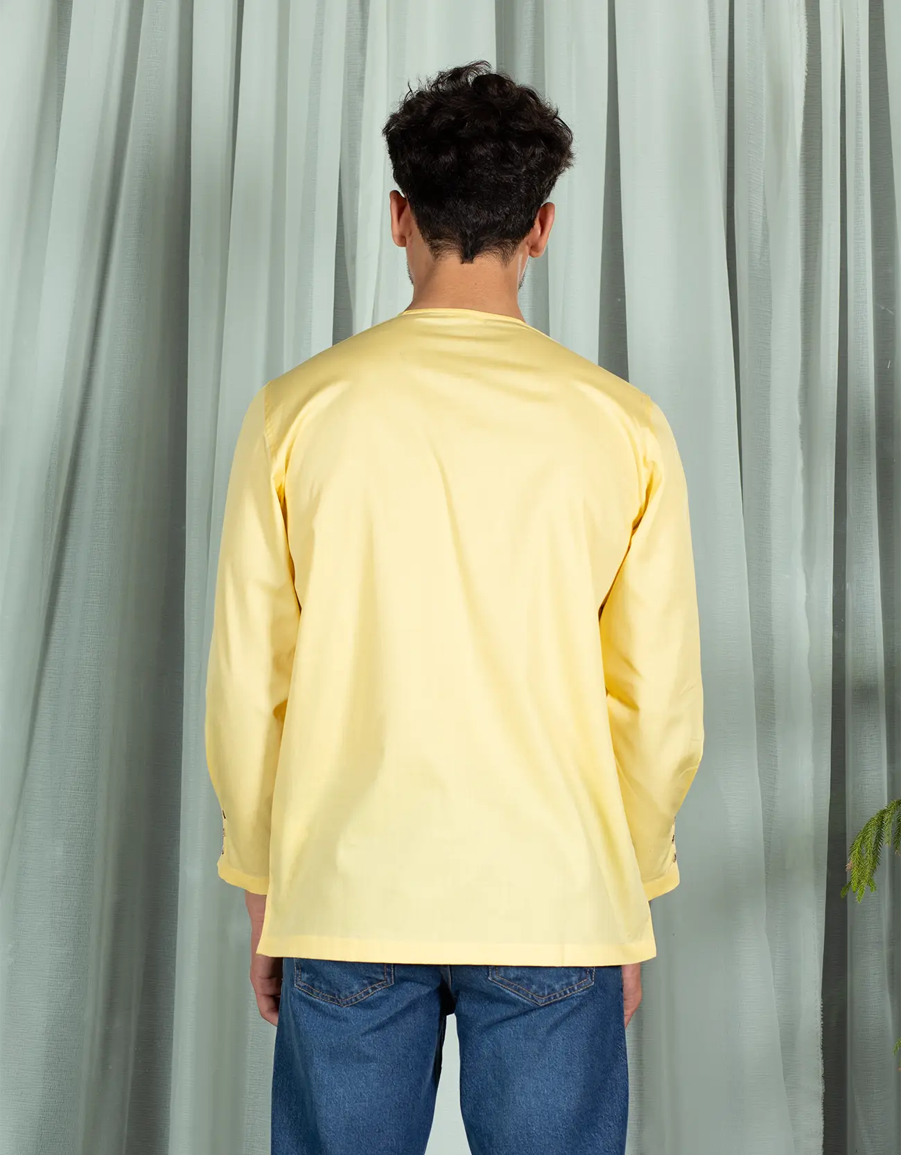 MEN’S CREW NECK KURTA