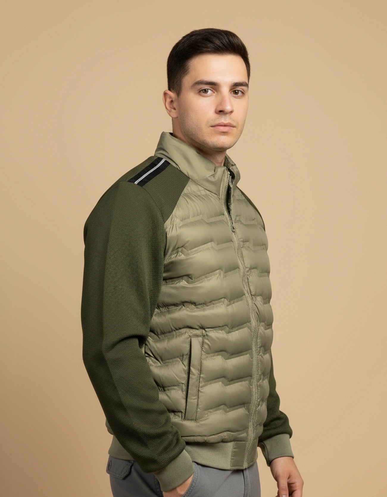 CONTRAST SLEEVED PUFFER