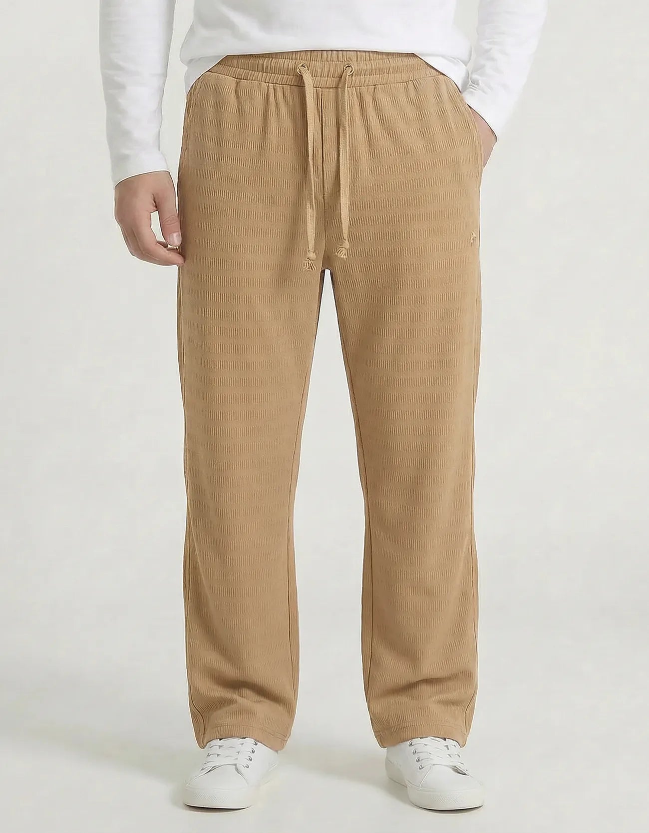 BAGGY WIDE BOTTOM TROUSERS