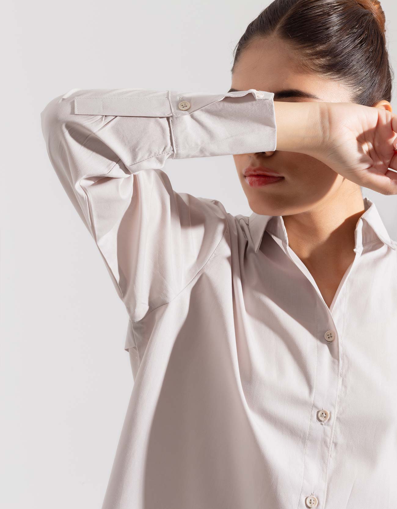 SHIRT WITH FOLDED BACK YOKE