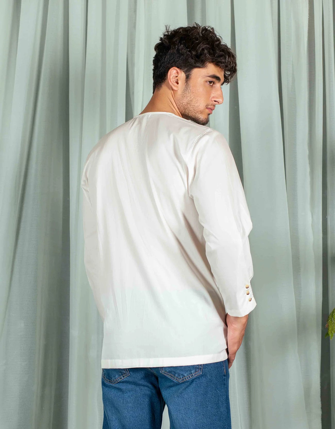 MEN’S CREW NECK KURTA