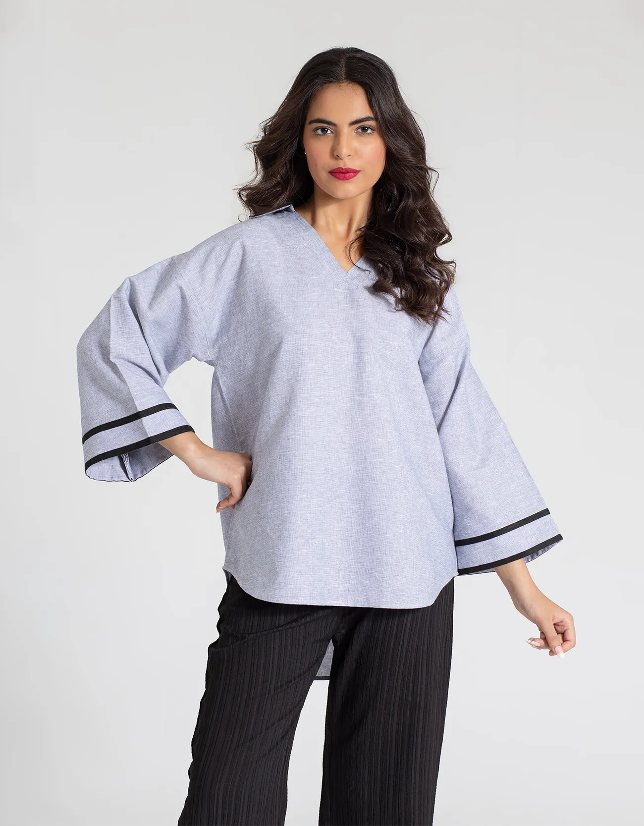 JHONNY COLLAR CURVED HEM SHIRT