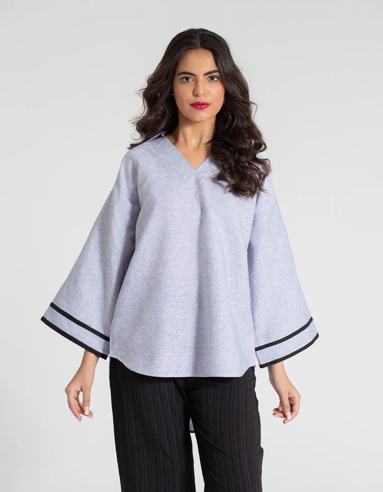 JHONNY COLLAR CURVED HEM SHIRT