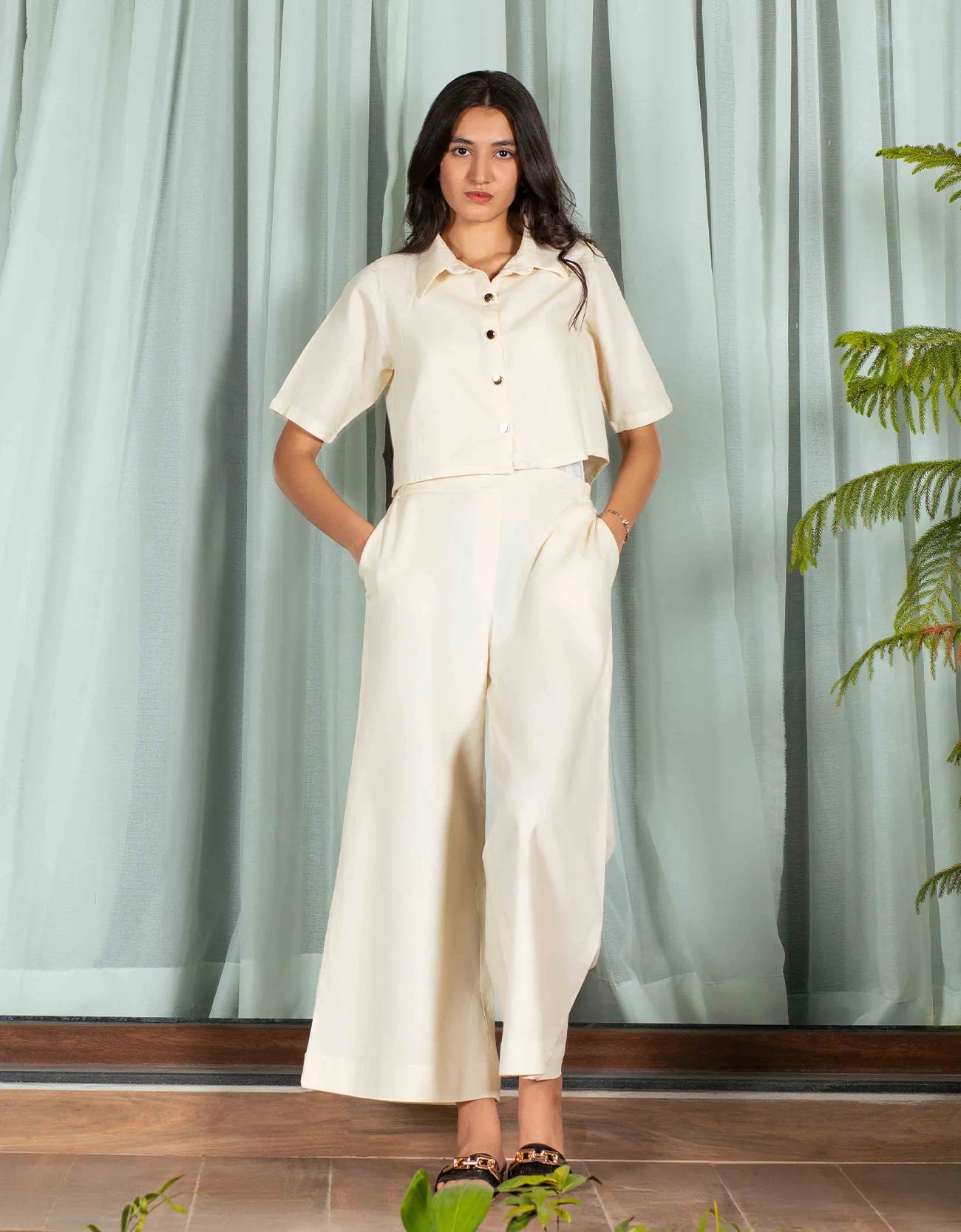 JACQUARD PANELED CROPPED SHIRT