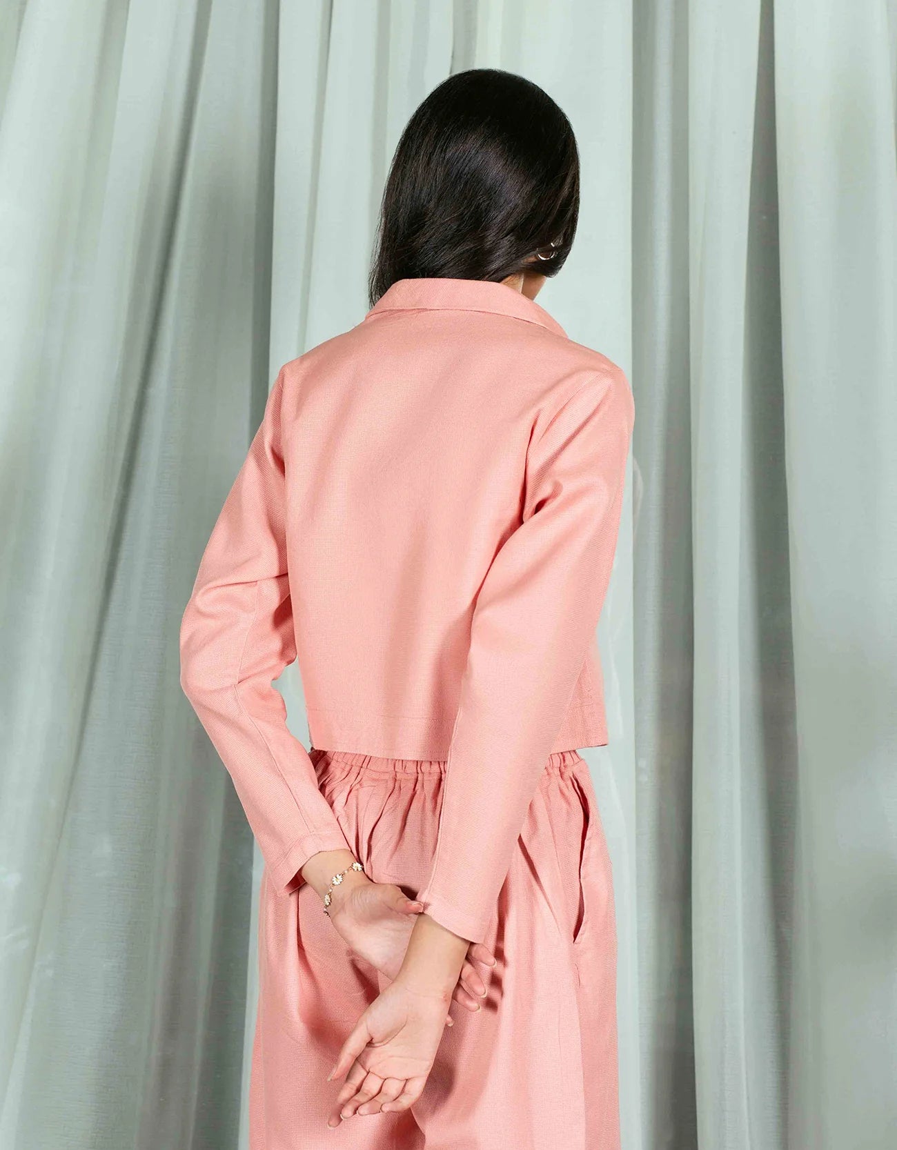 JACQUARD PANELED CROPPED SHIRT