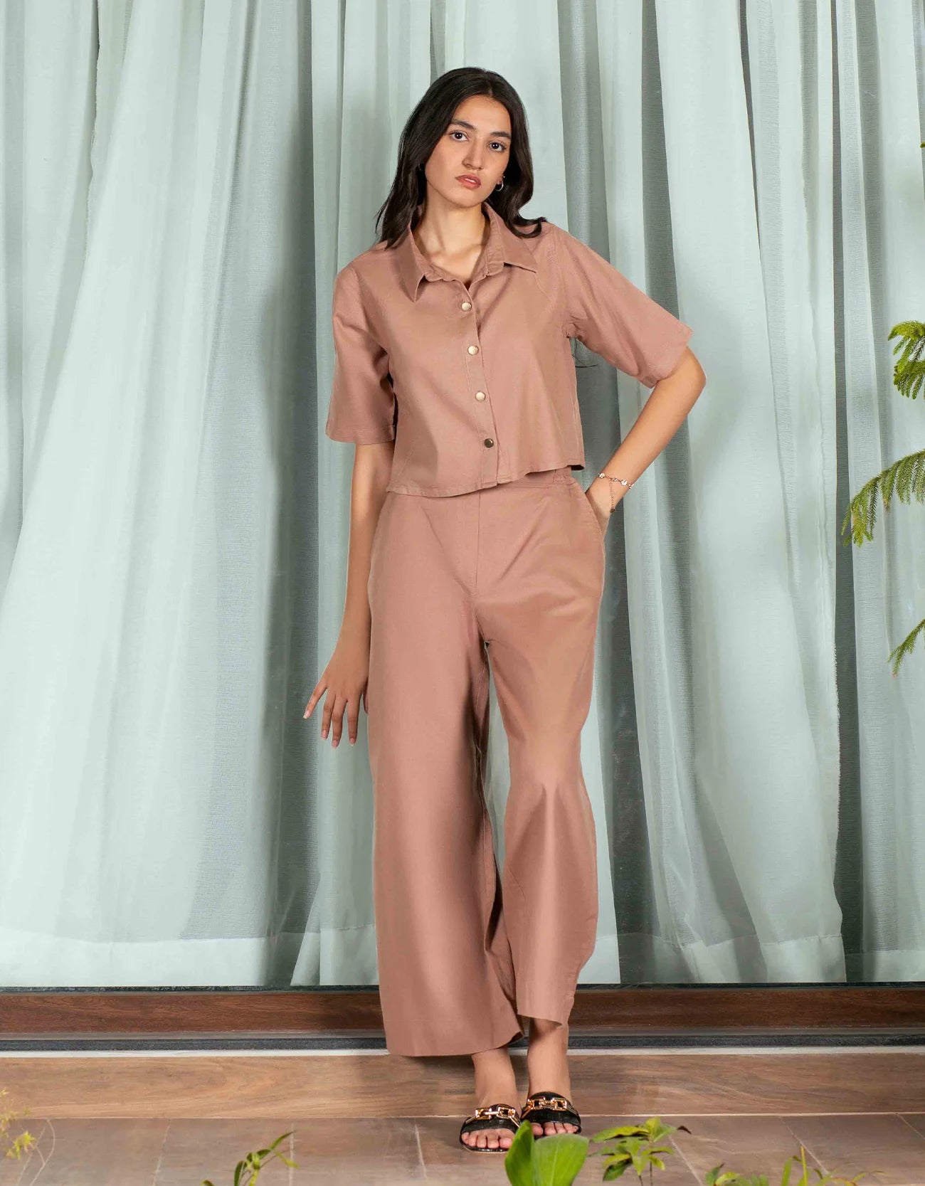 JACQUARD PANELED CROPPED SHIRT