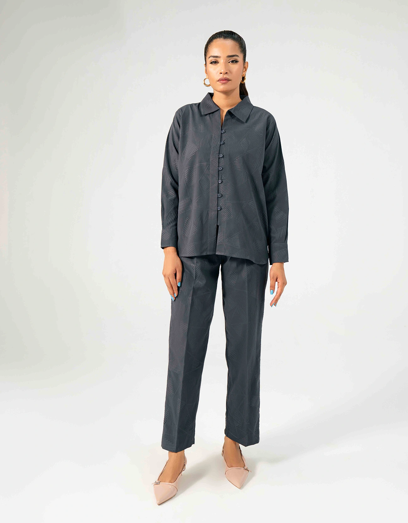 SELF TEXTURED SHIRT WITH LOOPS