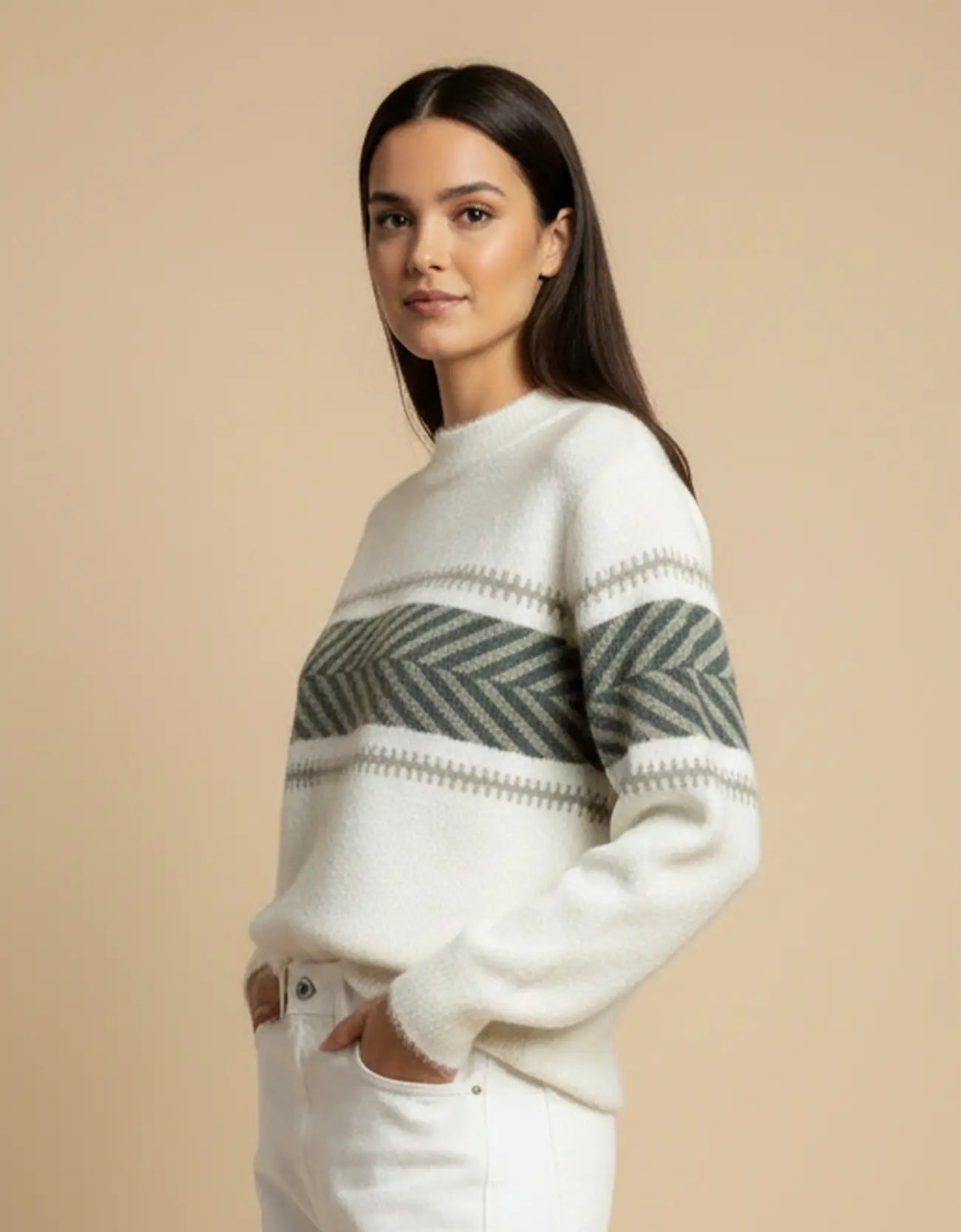 CLASSIC HOLIDAY SWEATER