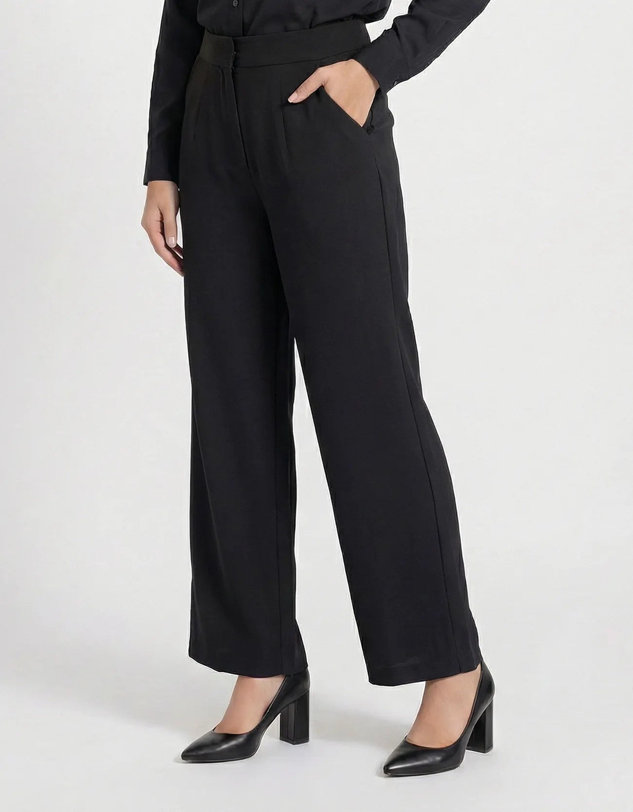 FLOWY TROUSER-PANTS