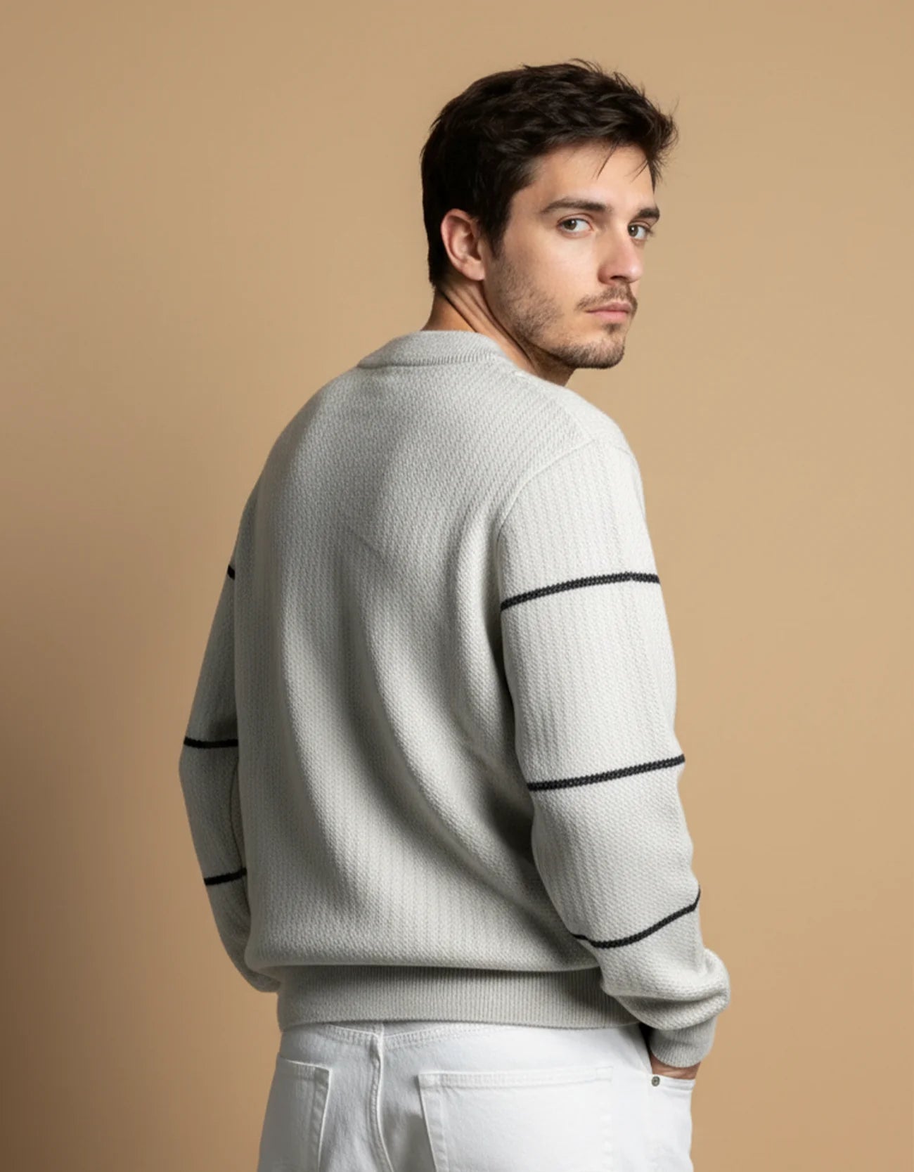 STRIP DETAILED SWEATSHIRT