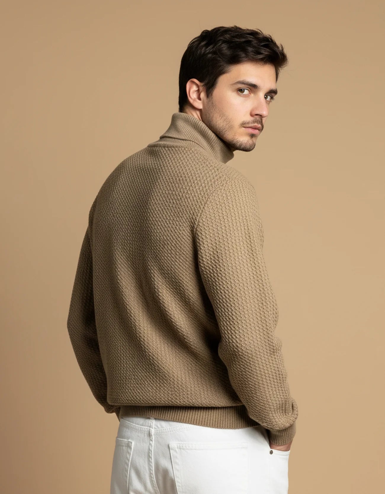 CHAVERON TEXTURED TURTLE NECK