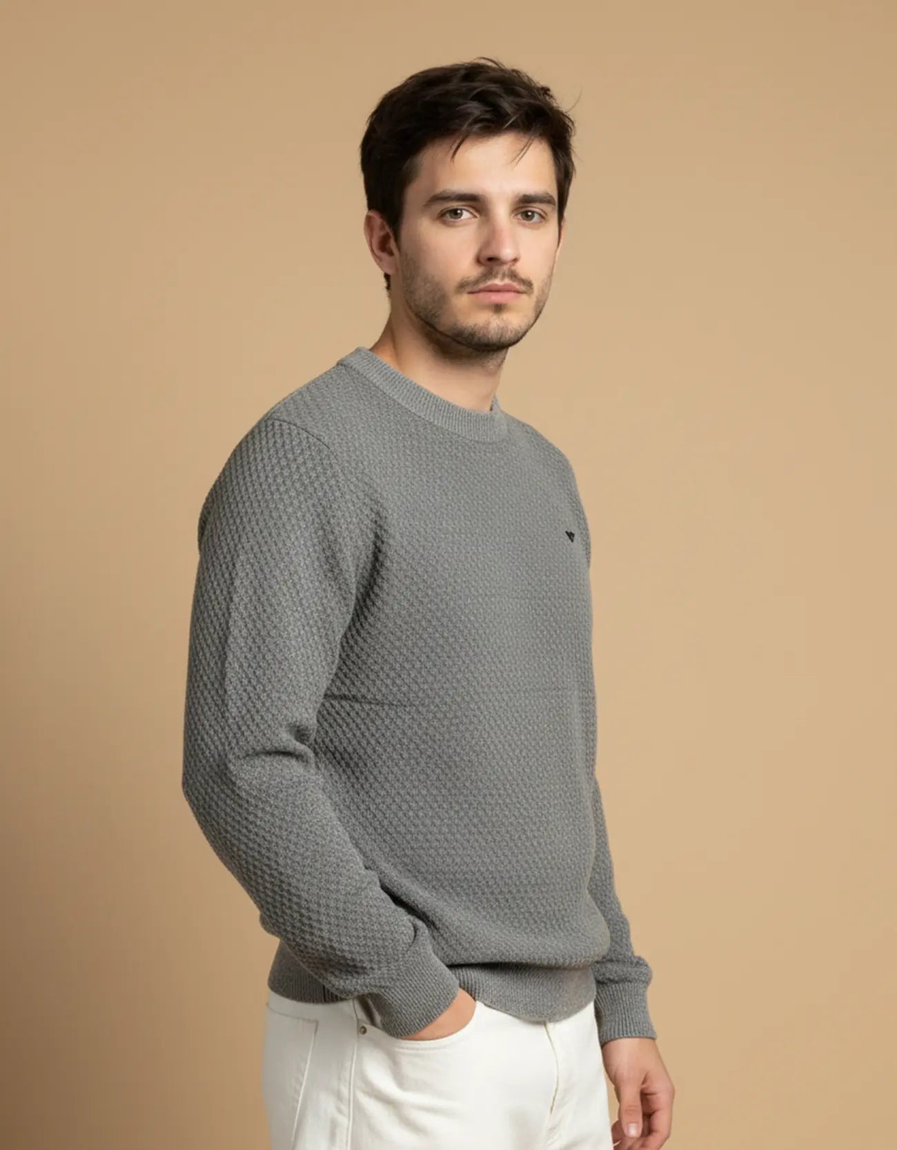TEXTURED WOOLEN SWEATSHIRT