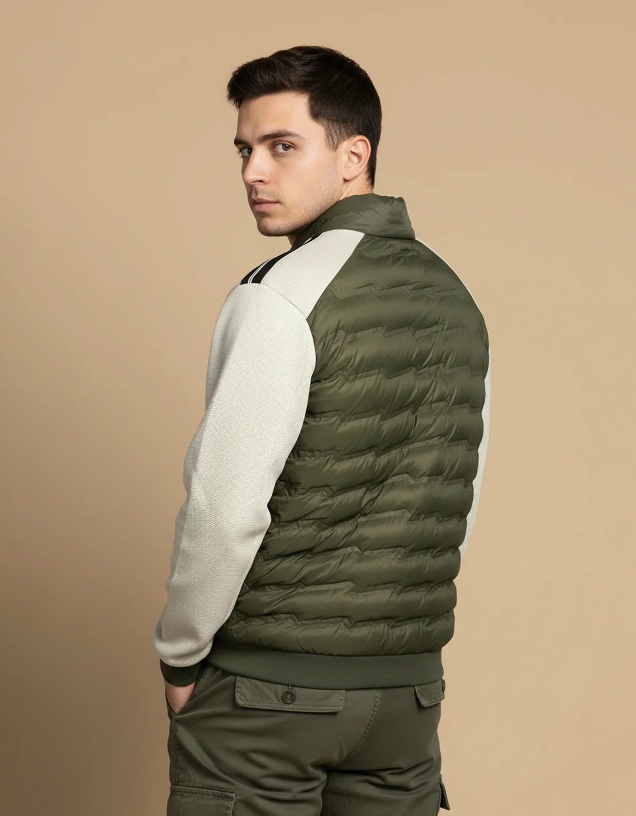 CONTRAST SLEEVED PUFFER