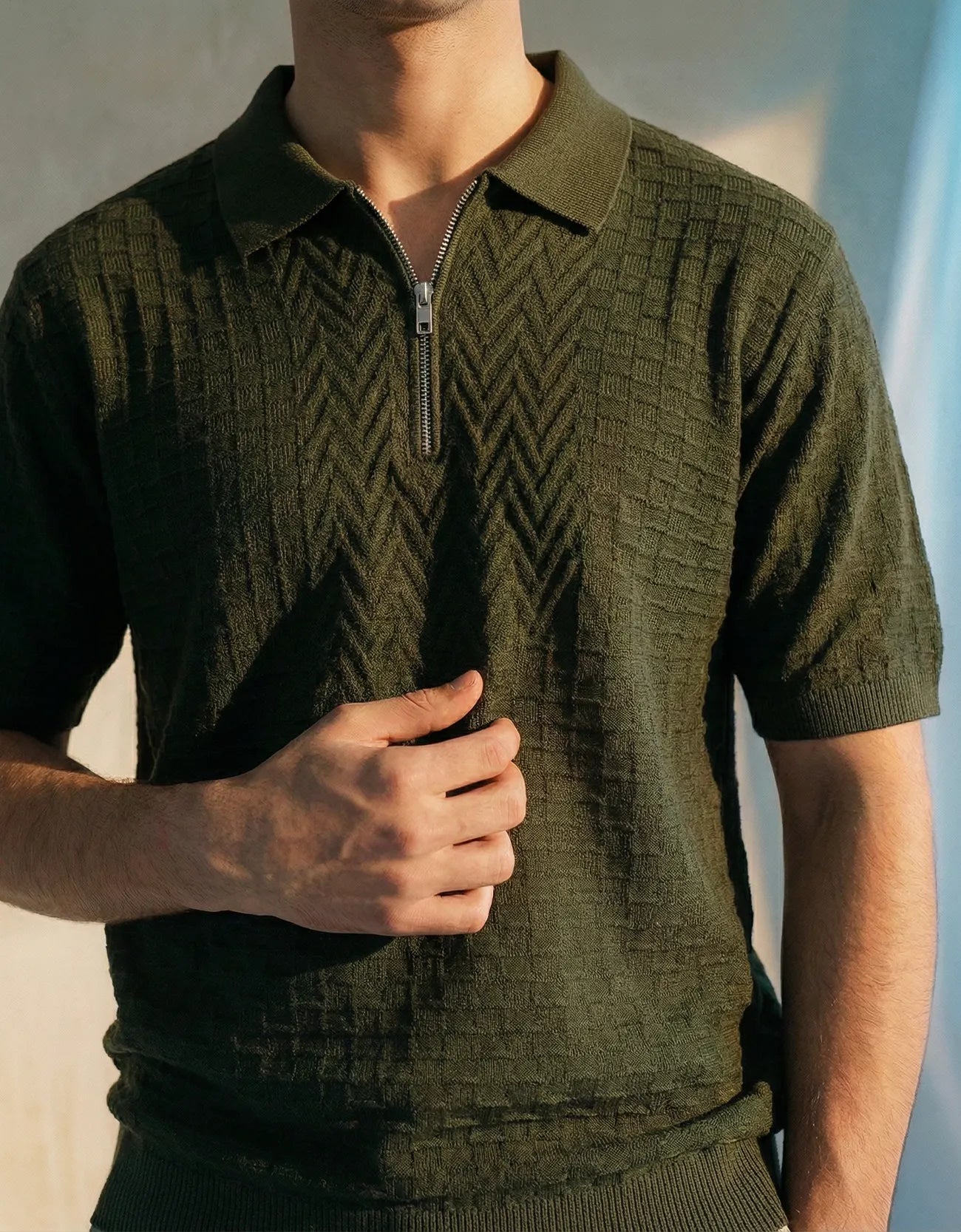 CHAVERON TEXTURED QUARTER ZIP POLO