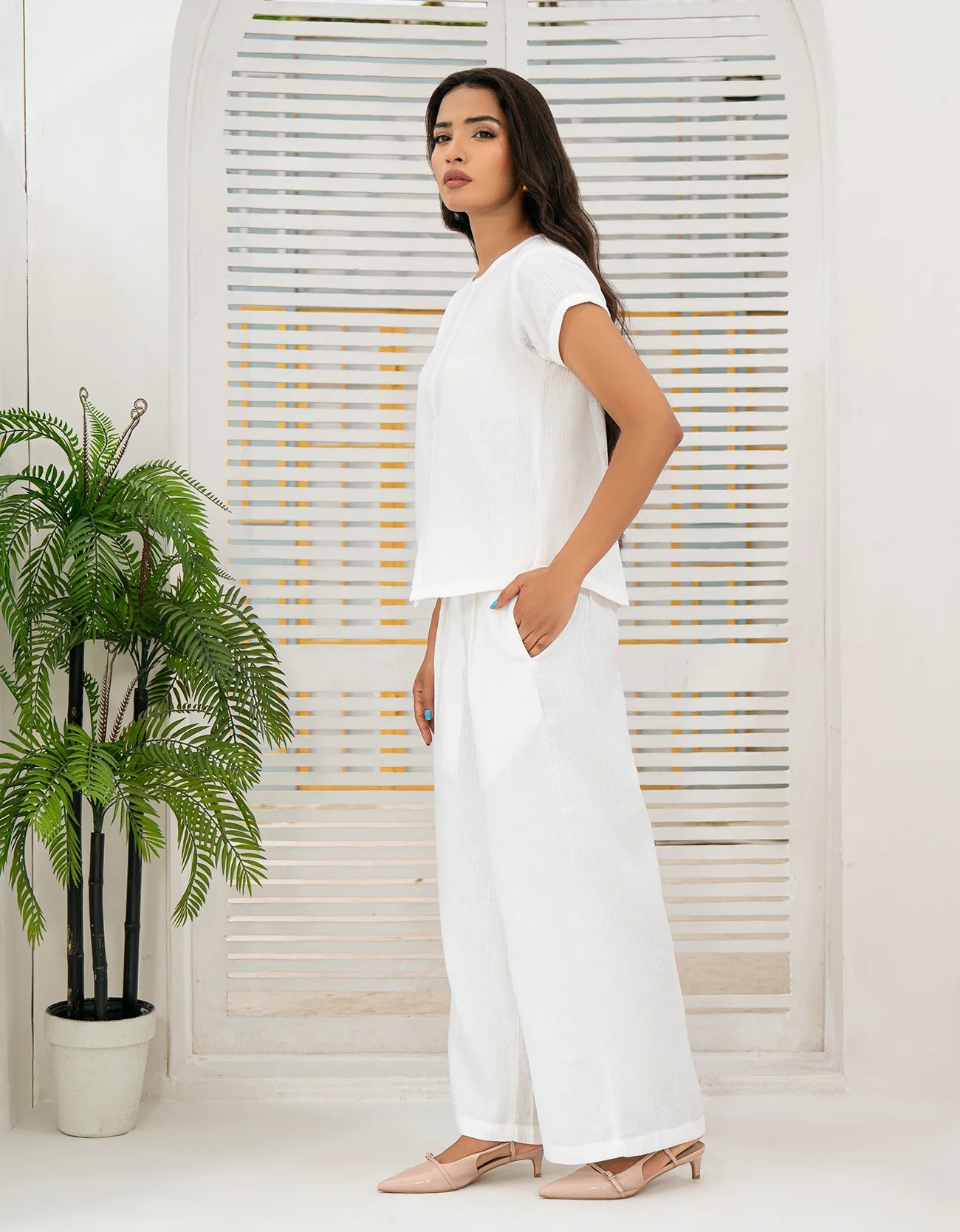 TEXTURED CAP SLEEVE TOP