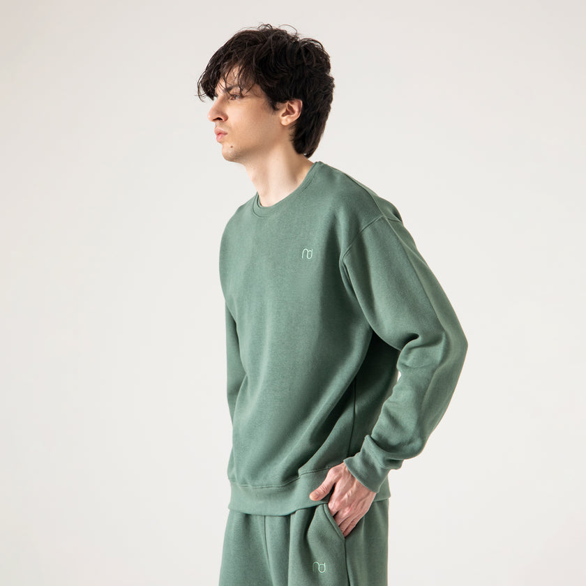 BASIC FLEECE SWEATSHIRT